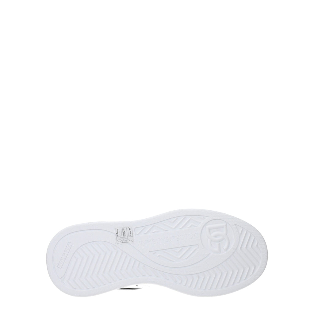 Chaussures basses en cuir blanc Dolce & Gabbana, sneakers décontractés pour homme, vue de face sur fond neutre.