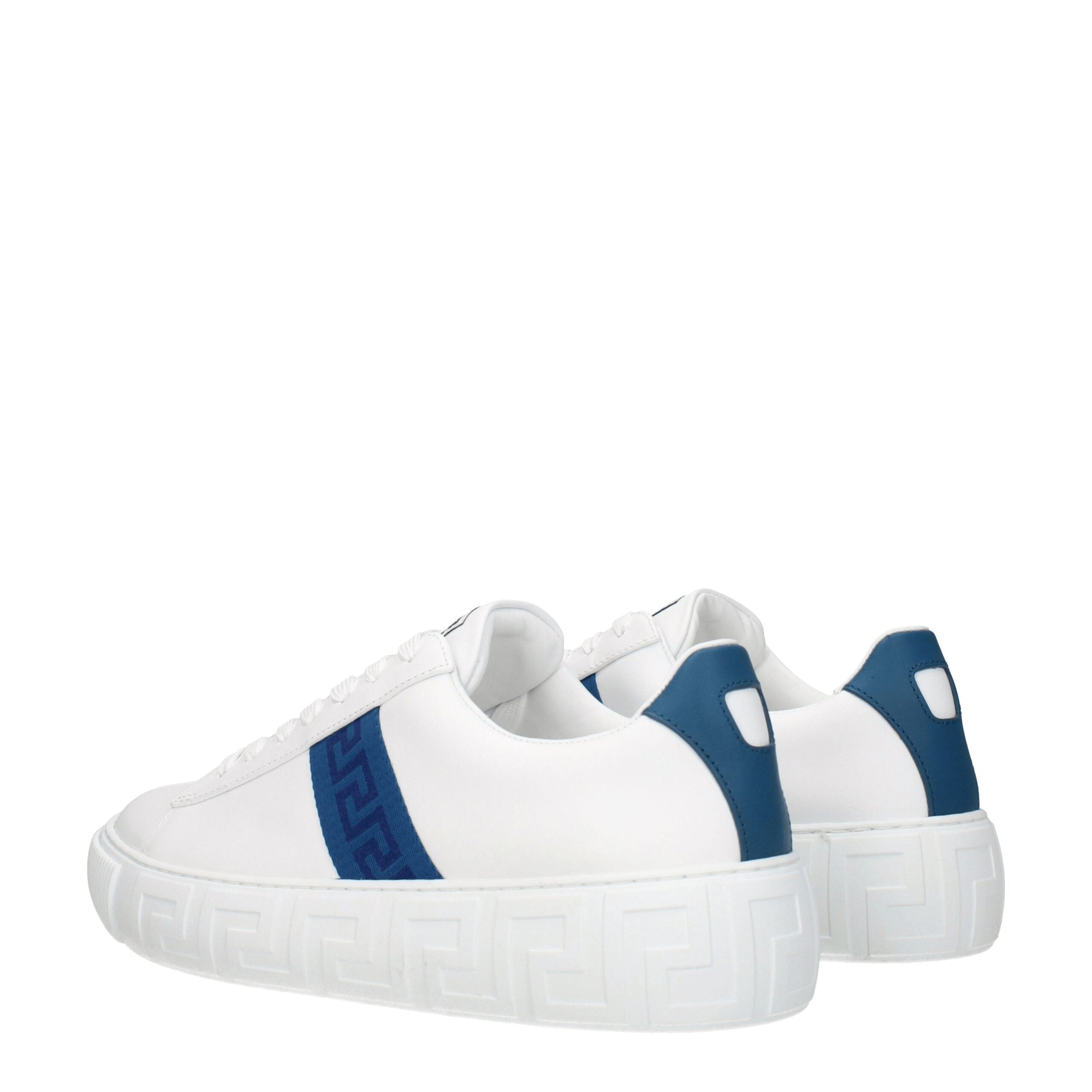 Baskets basses en cuir blanc Versace avec logo emblématique, chaussures de mode élégantes pour homme.