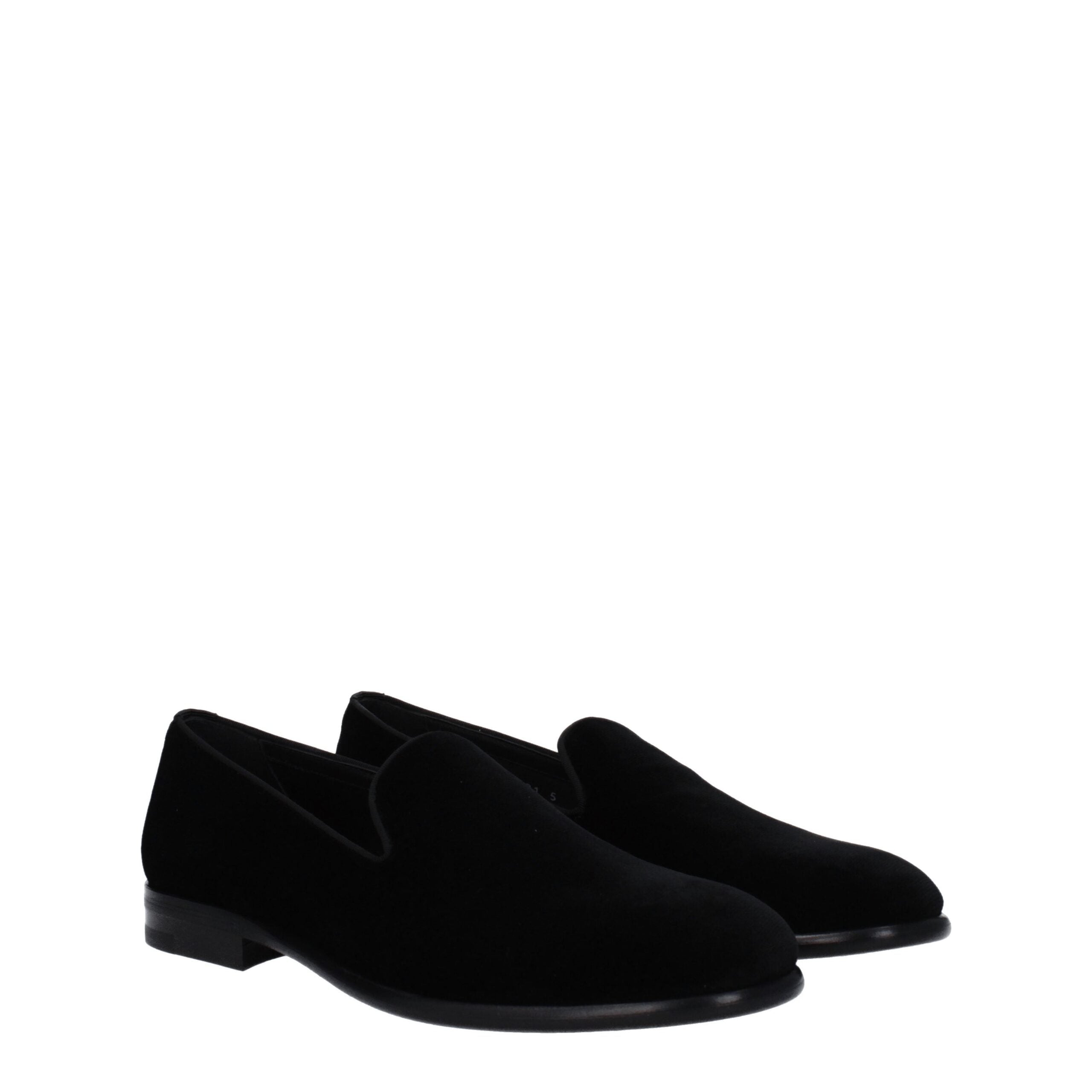 Chaussures Dolce & Gabbana en velours noir, loafers à enfiler élégants avec finition sophistiquée.