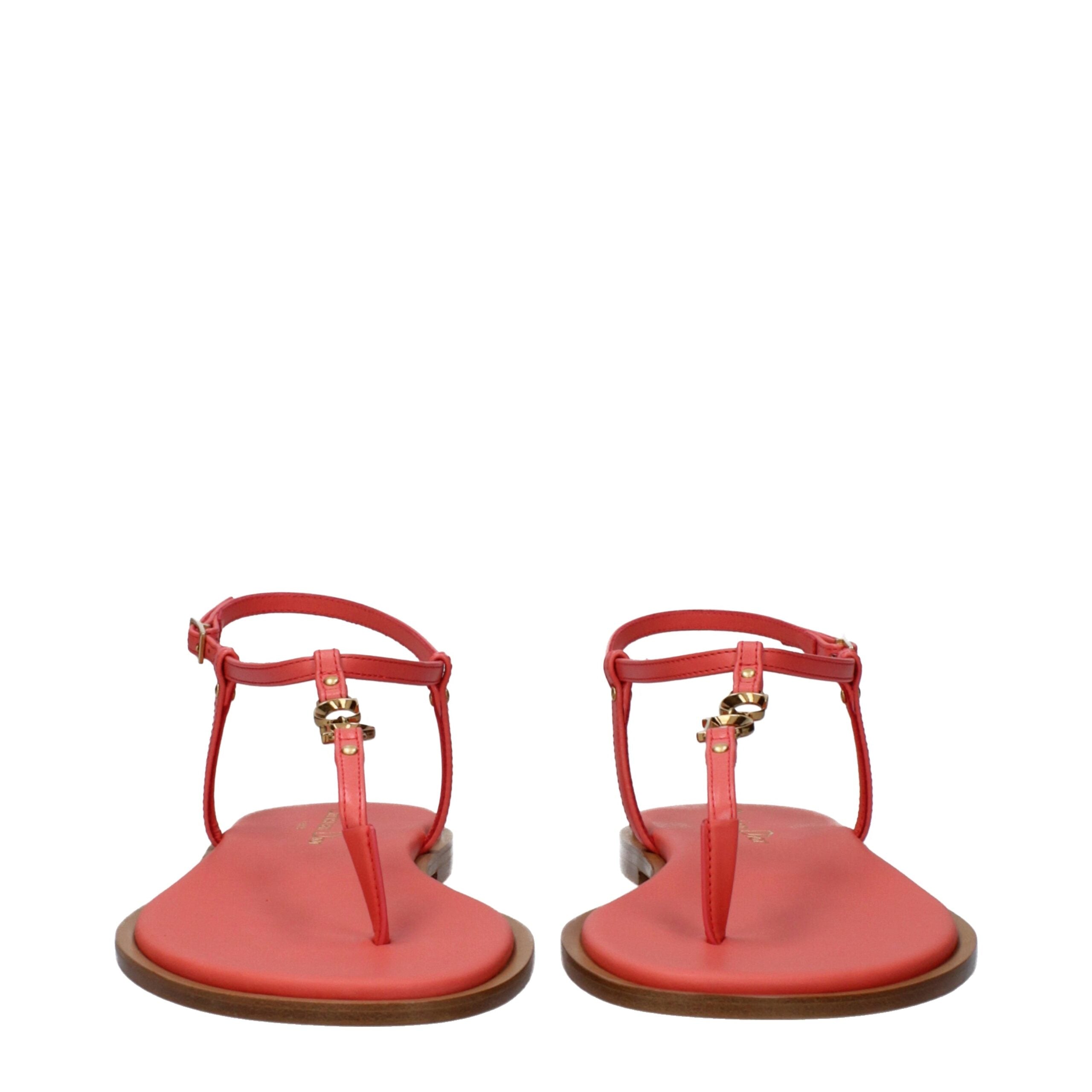 Sandales à bride en cuir rose Christian Dior, sandales à enfiler élégantes pour femmes avec semelle plateforme.