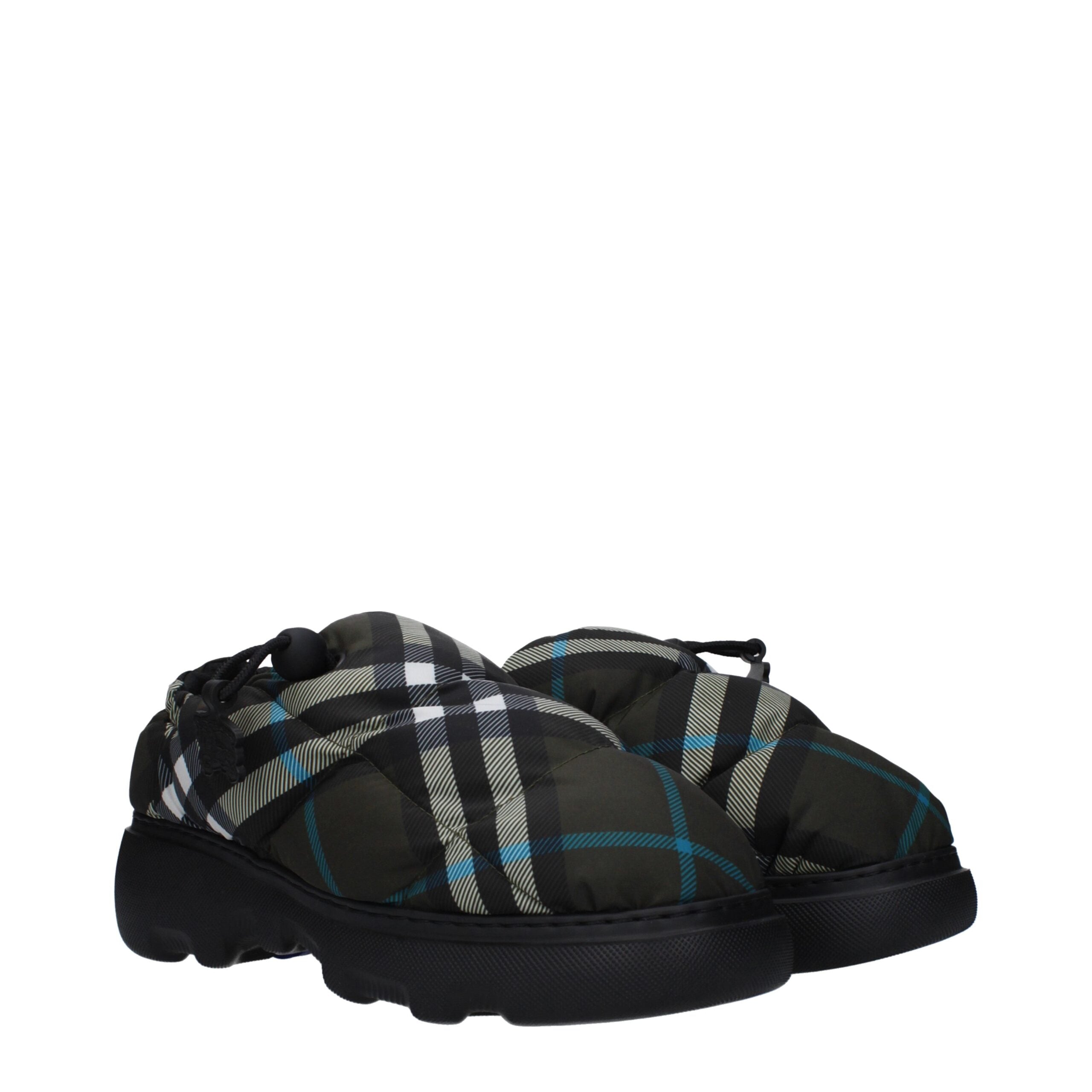 Mocassins slip-on en tissu vert de Burberry, chaussures élégantes pour homme avec semelle en caoutchouc.