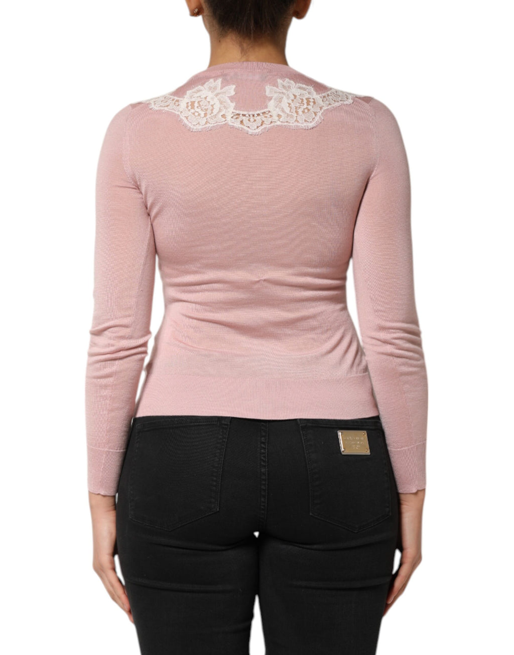 Cardigan Dolce & Gabbana rose en dentelle florale, détail en dentelle rose, pull élégant avec motifs floraux.