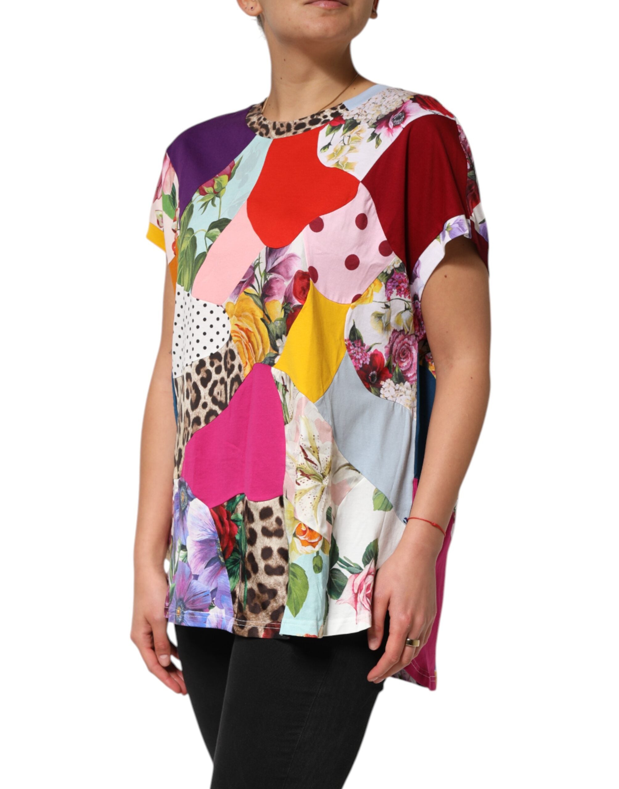 Chemisier Dolce & Gabbana en coton et soie à patchwork multicolore, élégant et coloré, avec détails de couture visibles.