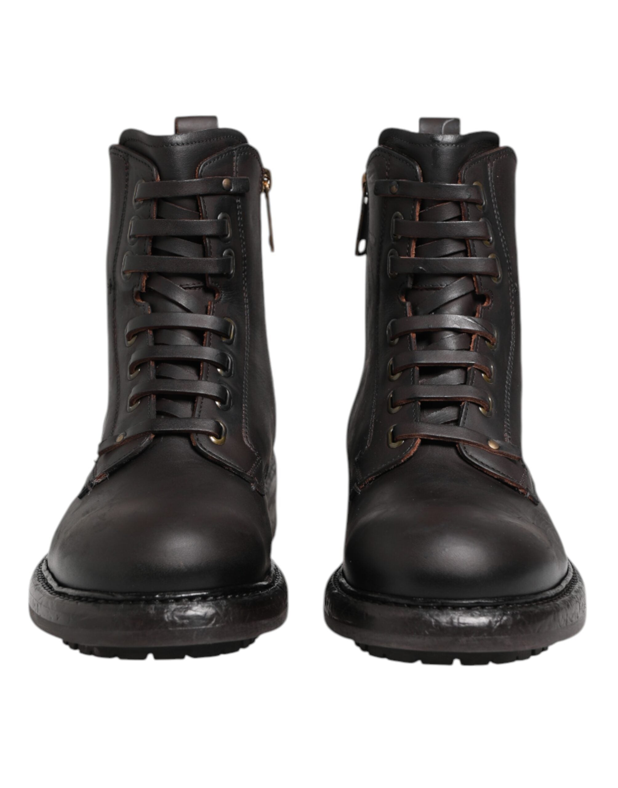 Bottes en cuir marron foncé de mi-mollet Dolce & Gabbana avec lacets et semelle solide, style élégant et sophistiqué.