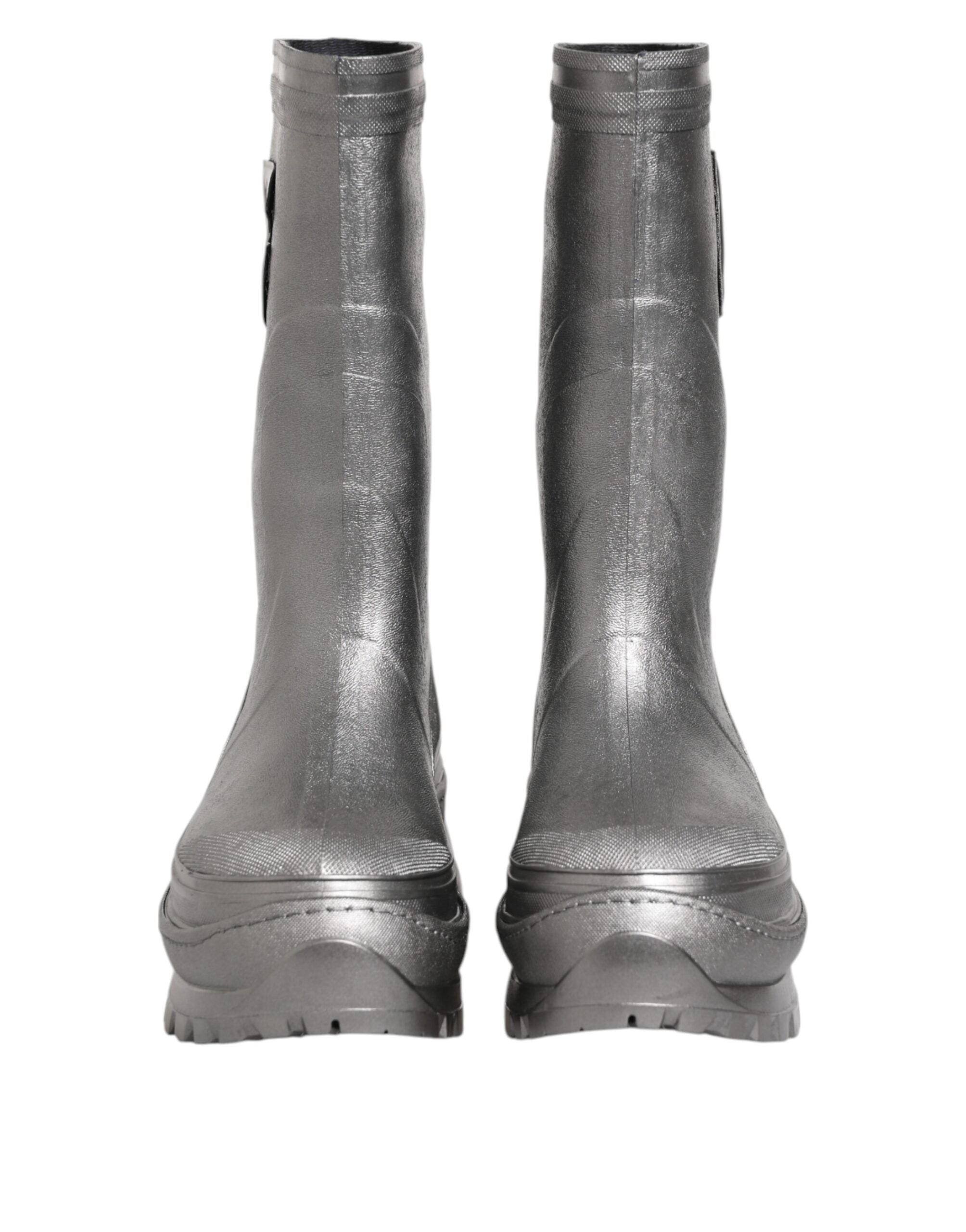 Bottes de pluie en métal argenté Dolce & Gabbana à enfiler, chaussures résistantes à l'eau avec finition brillante.
