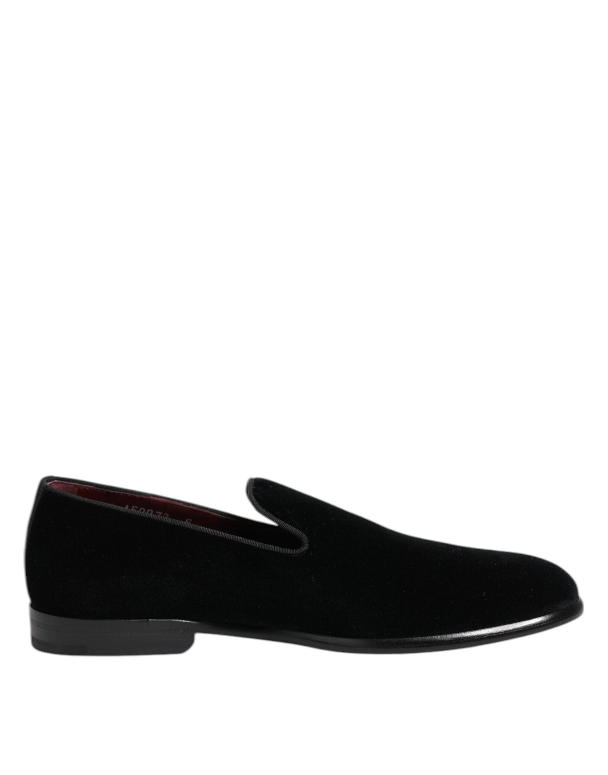 Chaussures formelles en velours noir pour homme de Dolce & Gabbana, mocassins élégants pour occasion spéciale.