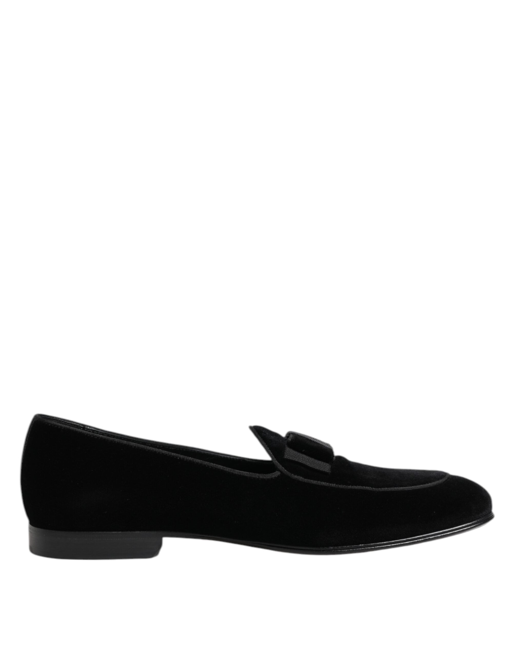 Mocassins en velours noir Dolce & Gabbana pour homme, chaussures de ville élégantes avec finition soignée et semelle en cuir.