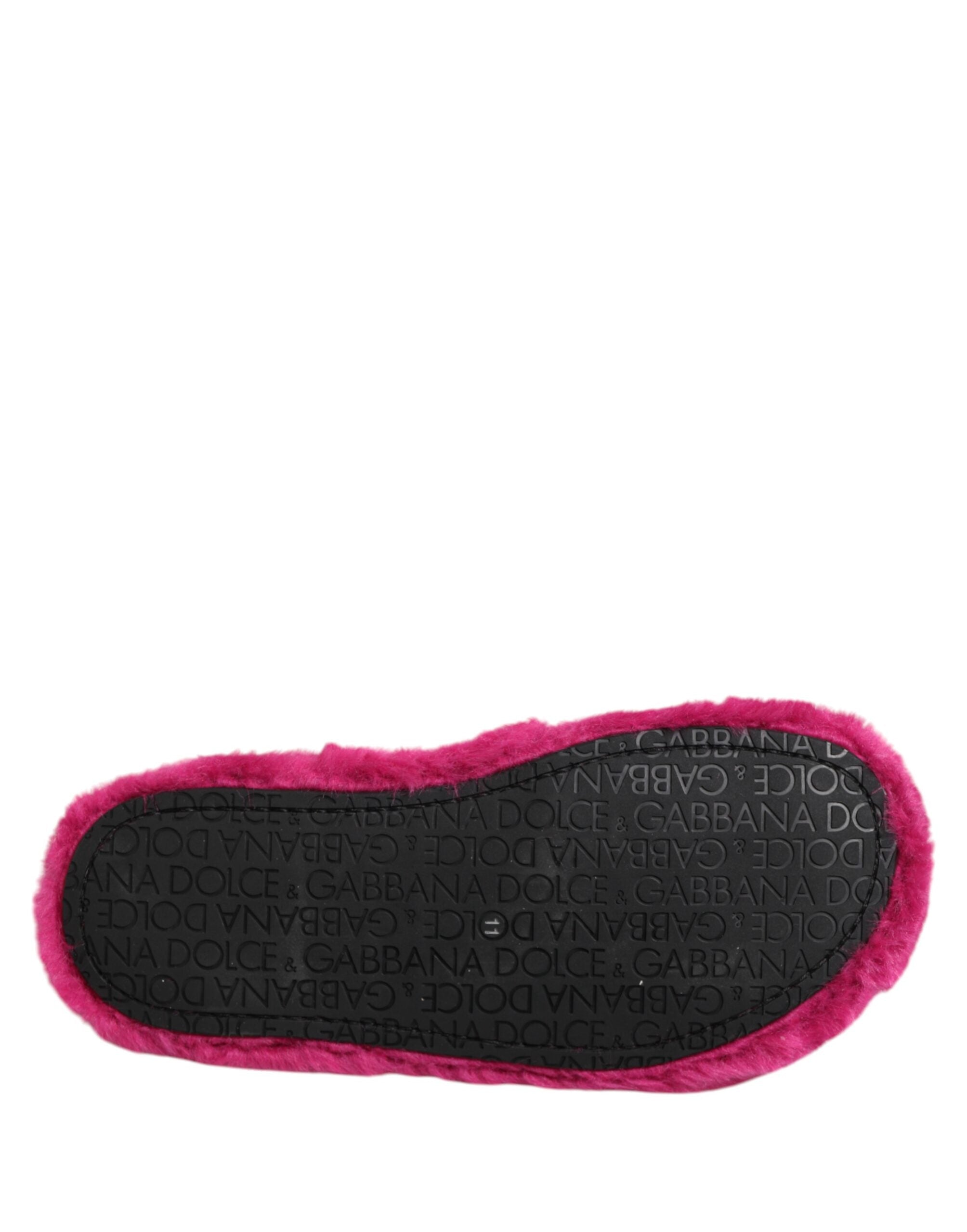 Sandales plates pour hommes Dolce & Gabbana en acrylique rose et fausse fourrure, chaussures élégantes et confortables.
