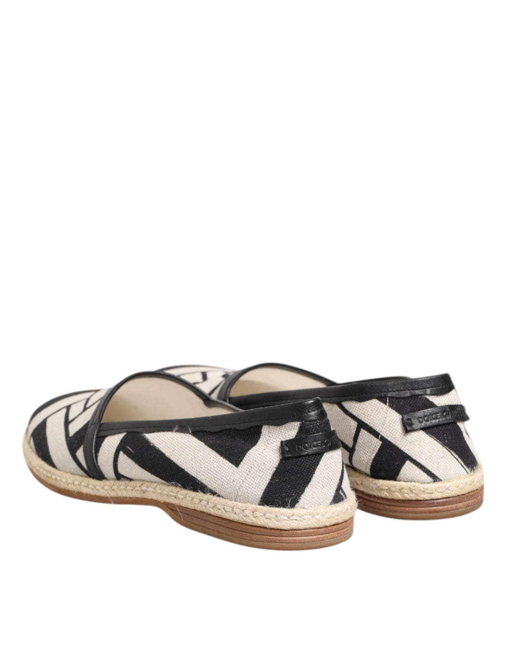 Chaussures espadrilles plates Dolce & Gabbana à rayures noires et blanches, vue de face, tissu et semelle en corde.