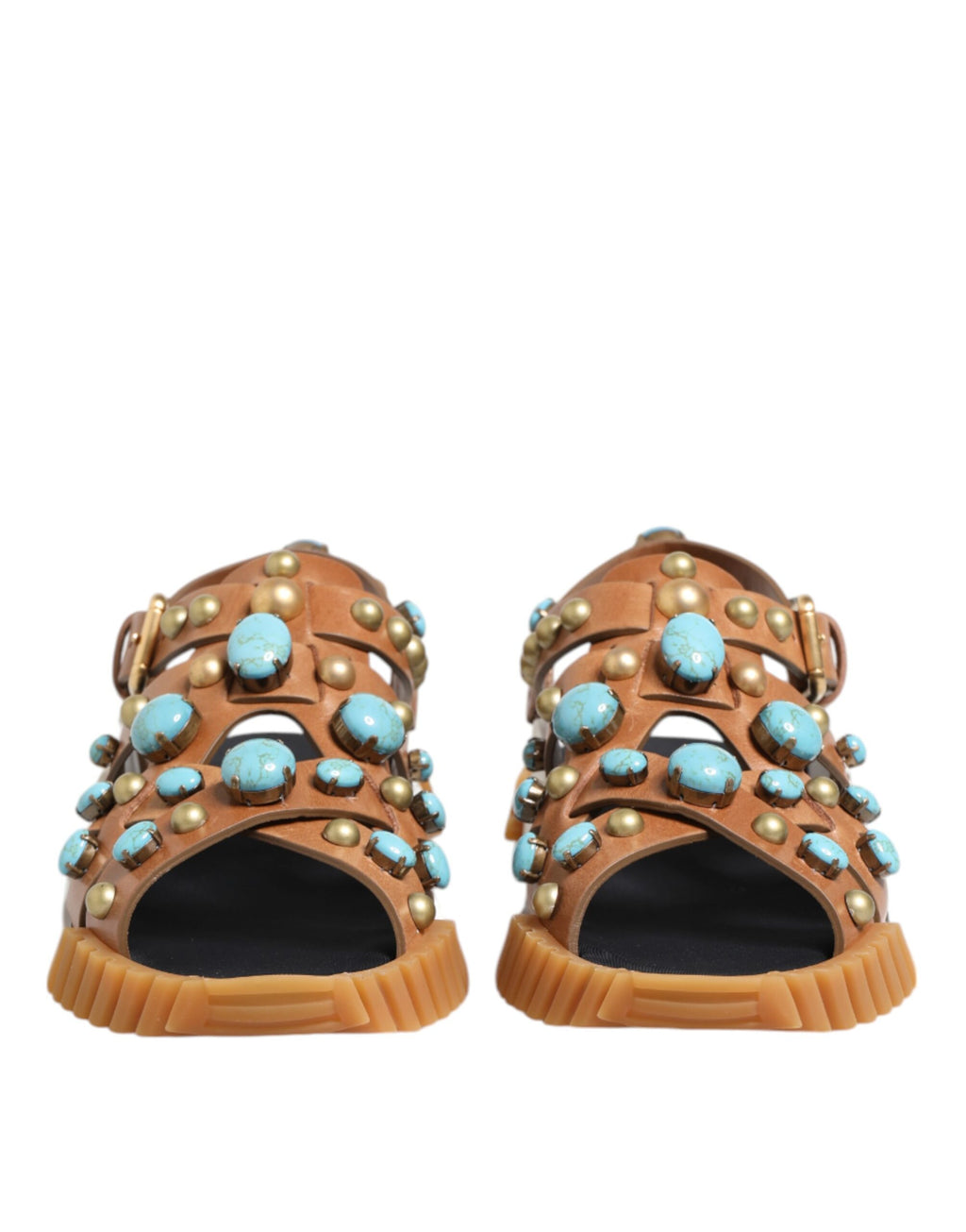 Sandales Dolce & Gabbana en cuir marron avec clous, semelle plate et design élégant pour femme.