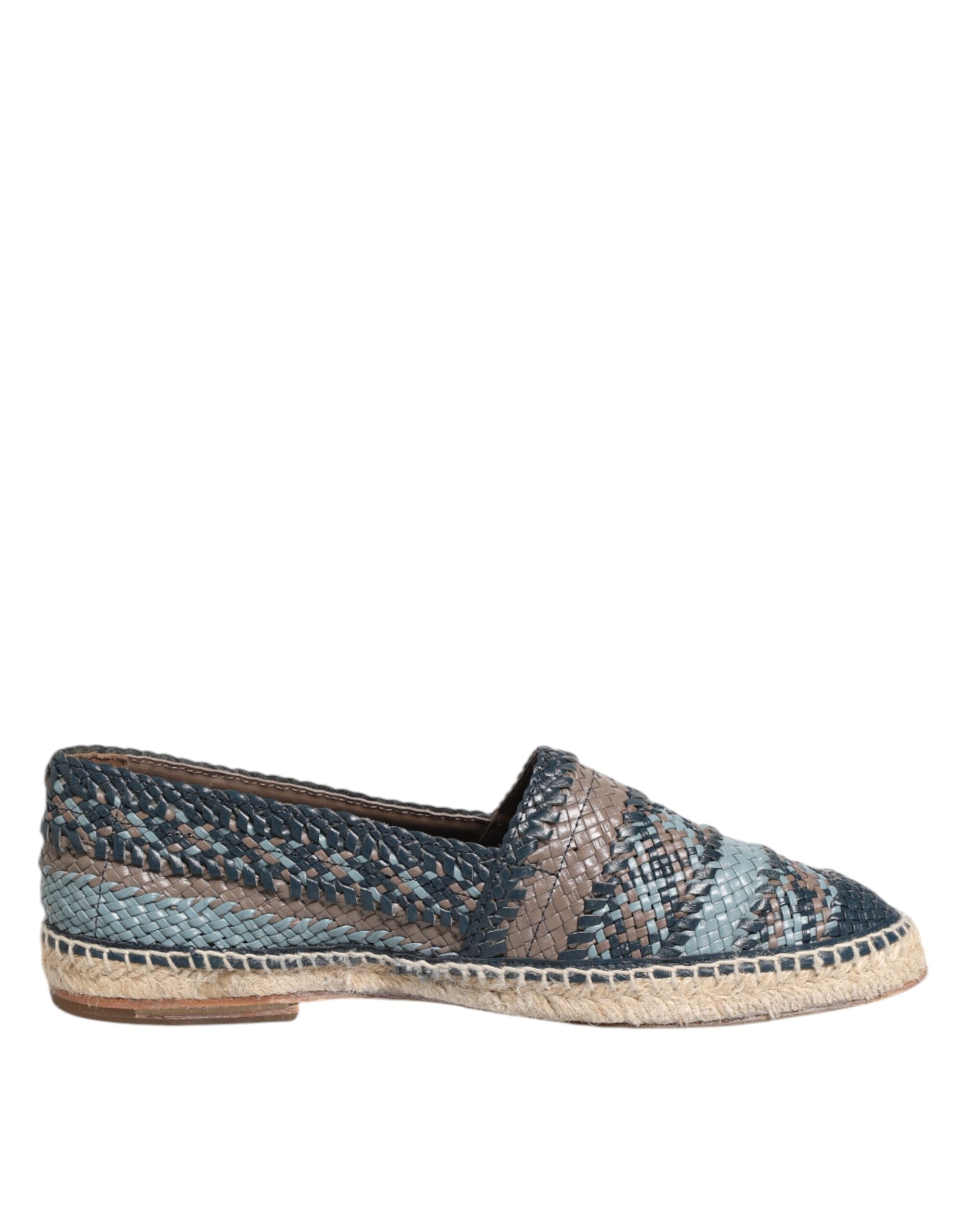 Chaussures espadrilles en cuir tissé bleu gris Dolce & Gabbana, style élégant et confortable, vue de face sur chaussures.