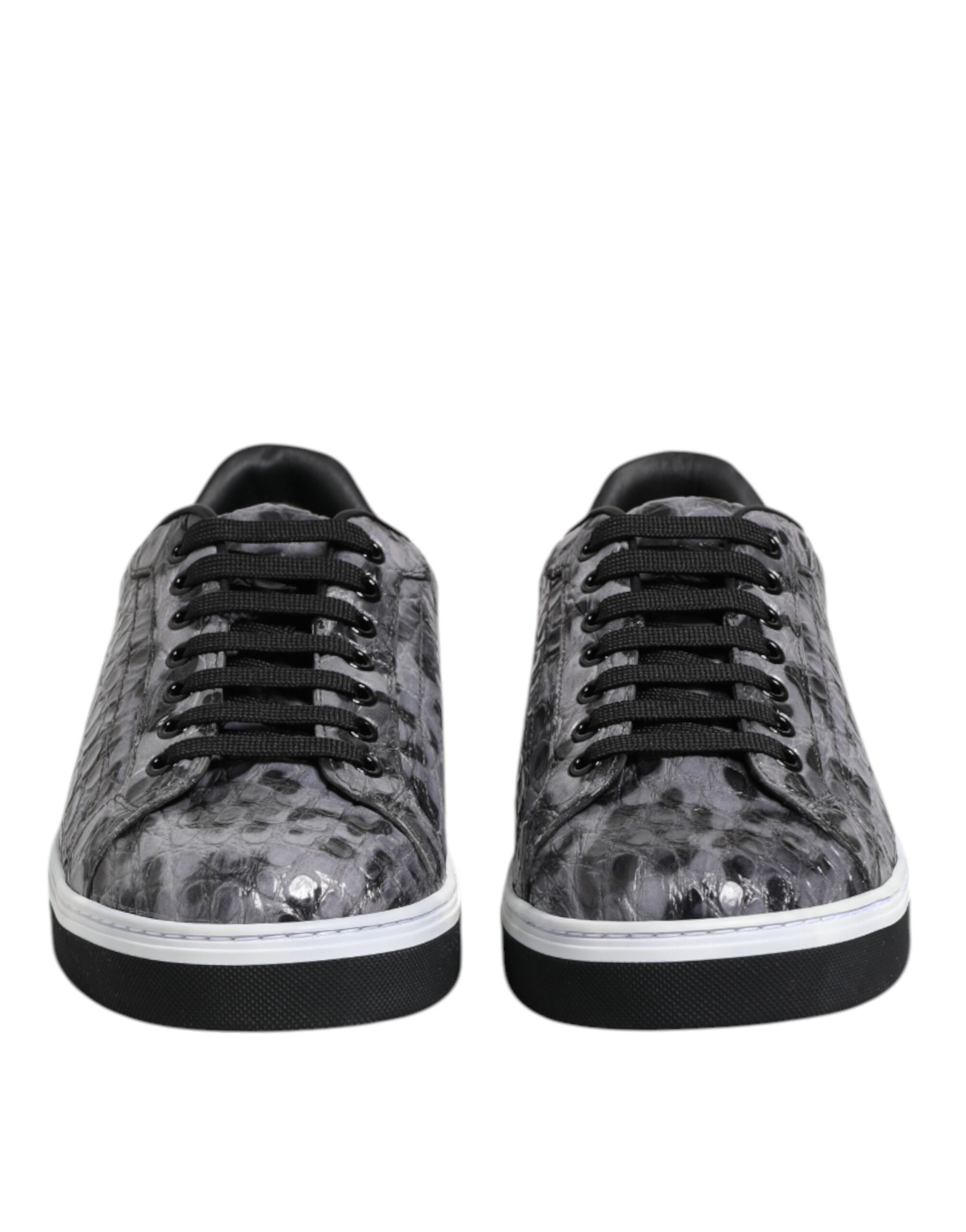 Chaussures sneakers basses en cuir gris à motif léopard de Dolce & Gabbana, style décontracté et tendance.