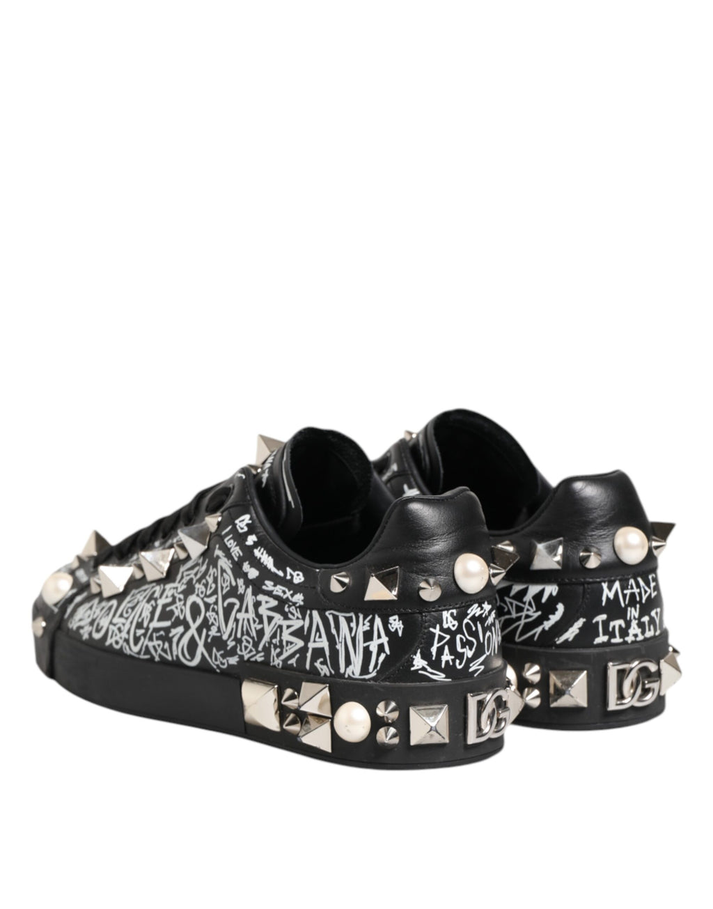 Chaussures sneakers Dolce & Gabbana Portofino noir avec broches ornementales et embellissements à clous, vue de face.