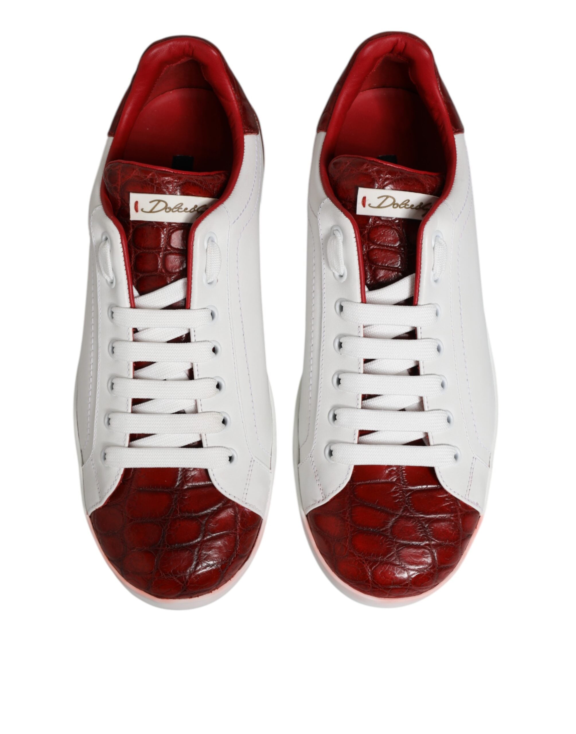 Chaussures sneakers Dolce & Gabbana en cuir blanc et rouge avec lacets, mode élégante et confortable pour femmes.