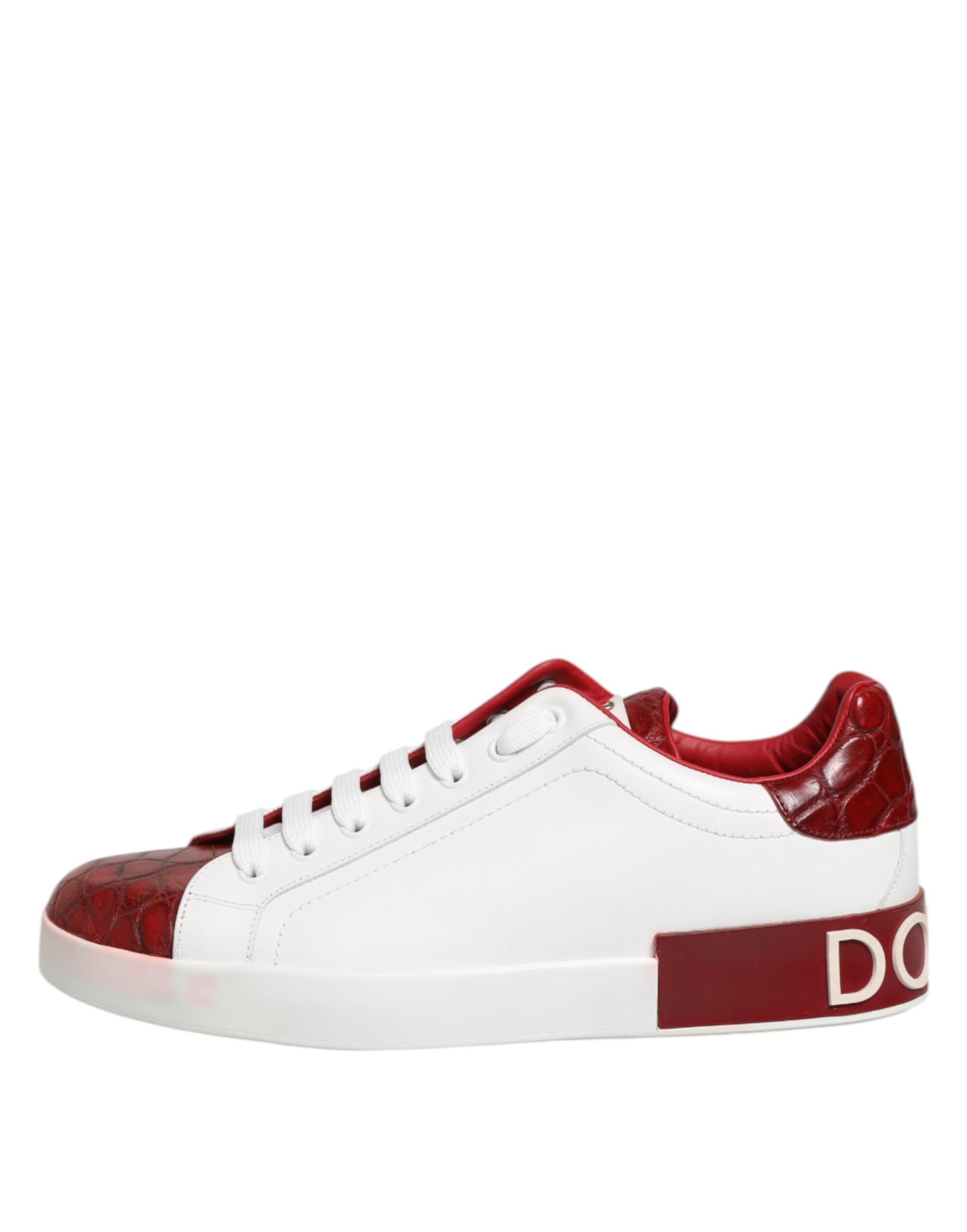 Chaussures de sneakers en cuir blanc et rouge Dolce & Gabbana avec lacets, mode élégante et tendance pour femmes et hommes.