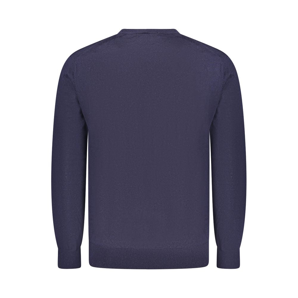 Pull en laine bleue pour homme de la marque Guess Jeans, avec col rond et design classique visible sur l'image.