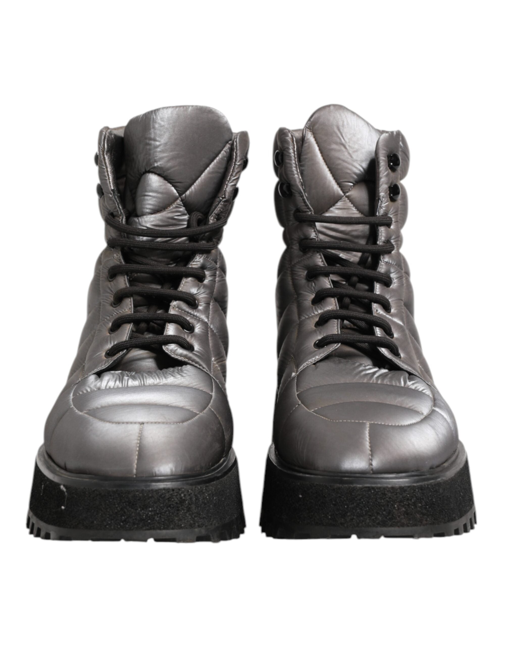 Bottes en cuir argenté Dolce & Gabbana, mi-mollet, à lacets, doublées et padding, chaussures élégantes et confortables.