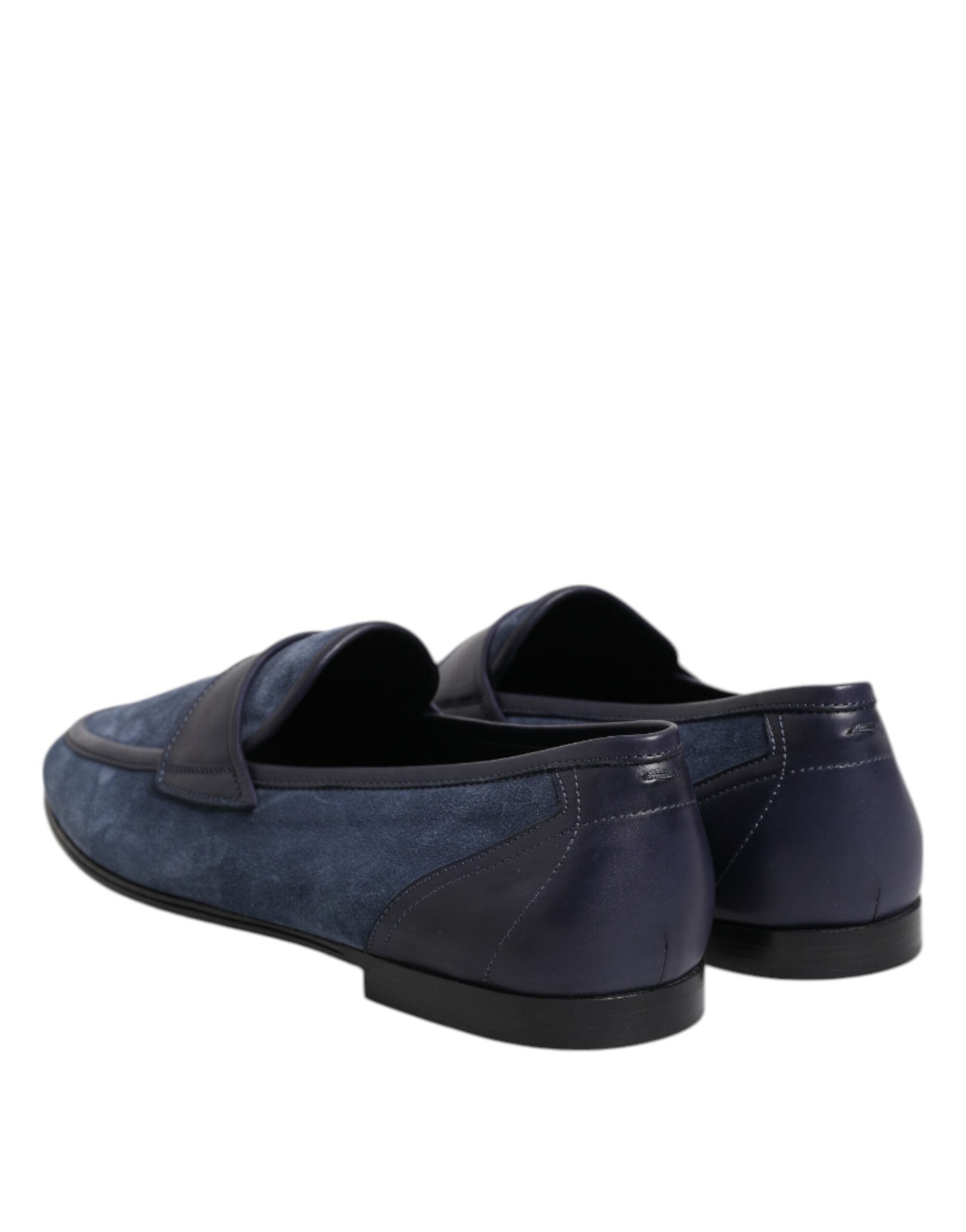 Mocassins en cuir suédé bleu Dolce & Gabbana pour homme, chaussures élégantes et confortables, vue de profil.