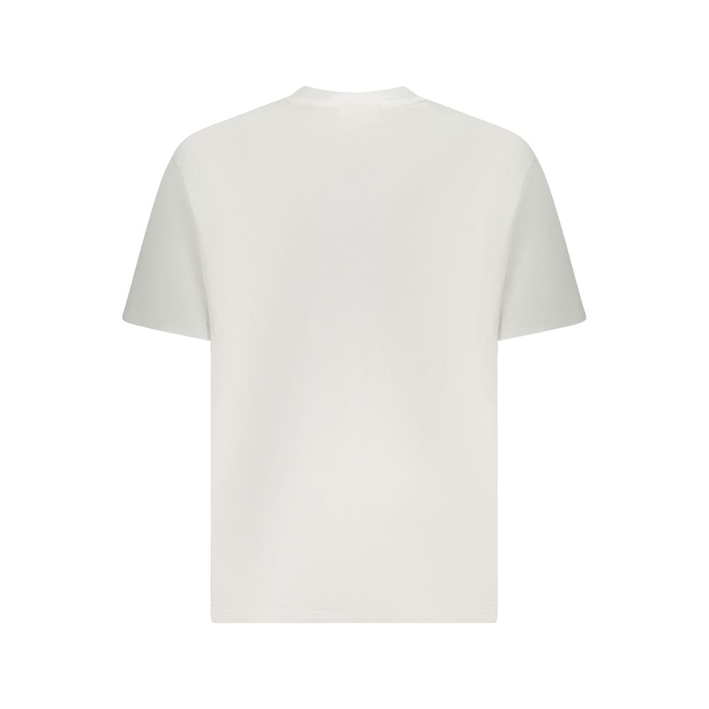 T-shirt blanc en coton pour hommes de la marque Calvin Klein, coupe classique, porté sur un mannequin.