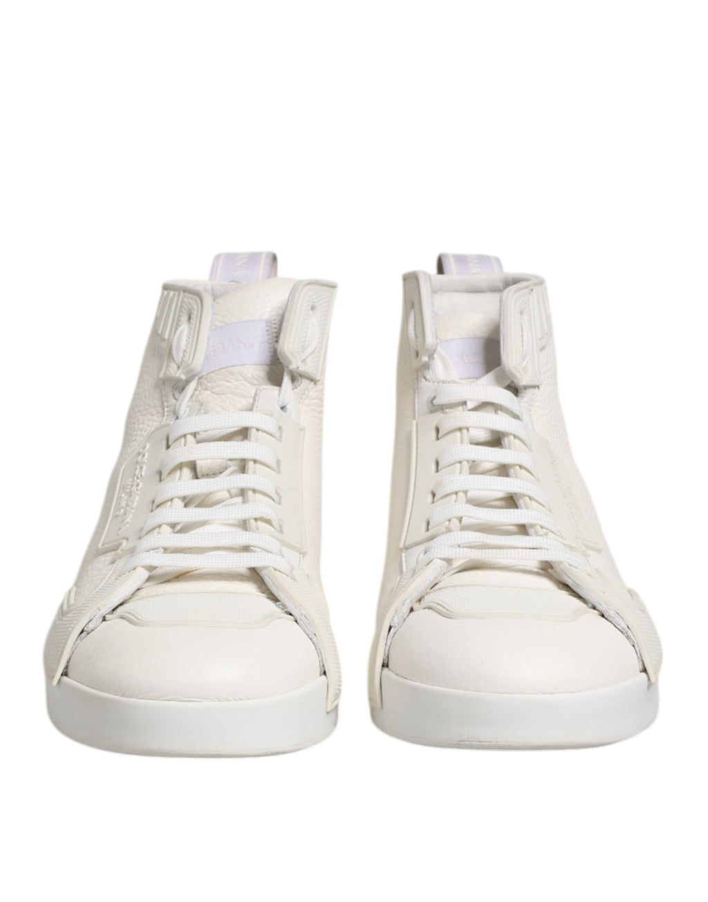Chaussures sneakers mi-hautes en cuir blanc de Dolce & Gabbana, style moderne et élégant pour femmes ou hommes.