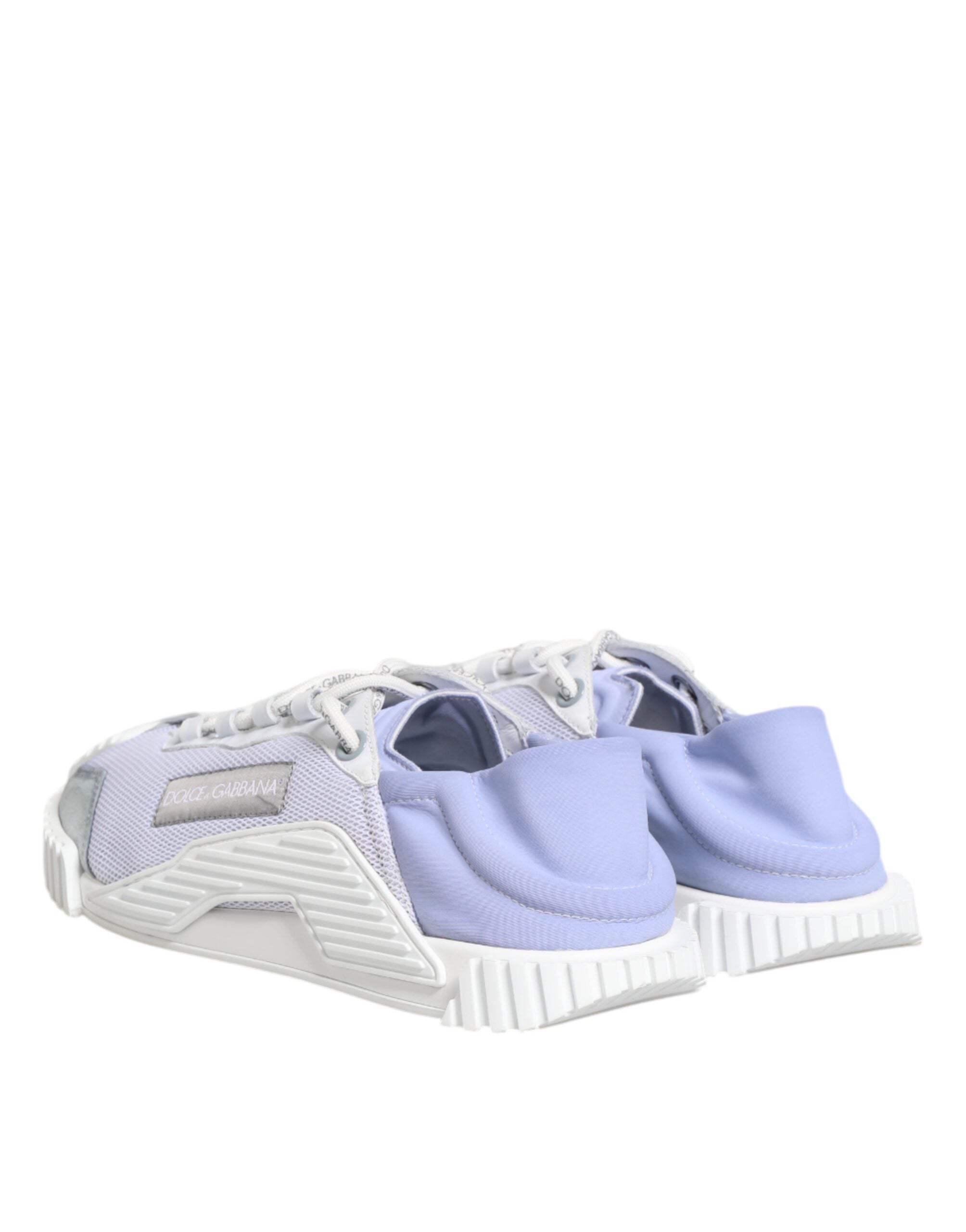 Chaussures basses Dolce & Gabbana NS1 en dentelle violette et blanche avec lacets, style sneakers décontractés pour femmes.