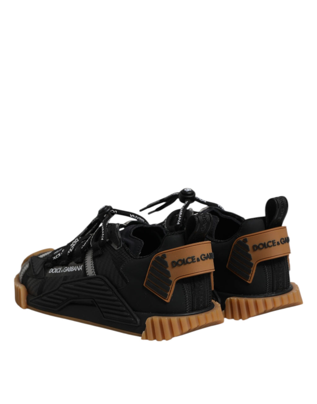 Chaussures basses Dolce & Gabbana NS1 en cuir noir avec logo en dentelle et lacets, style sneaker décontracté.