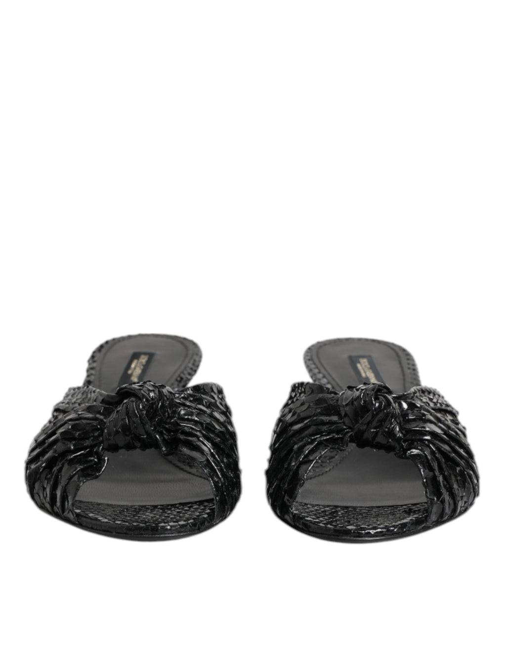 Sandales à talons en cuir noir Dolce & Gabbana, chaussures élégantes avec bride large et semelle confortable.