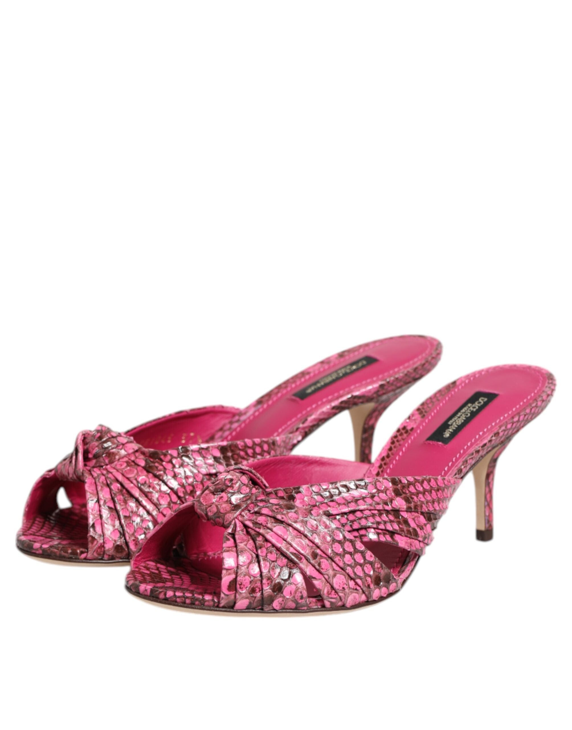 Sandales à talons roses en cuir Dolce & Gabbana, chaussures élégantes avec bride minimaliste et semelle en cuir.