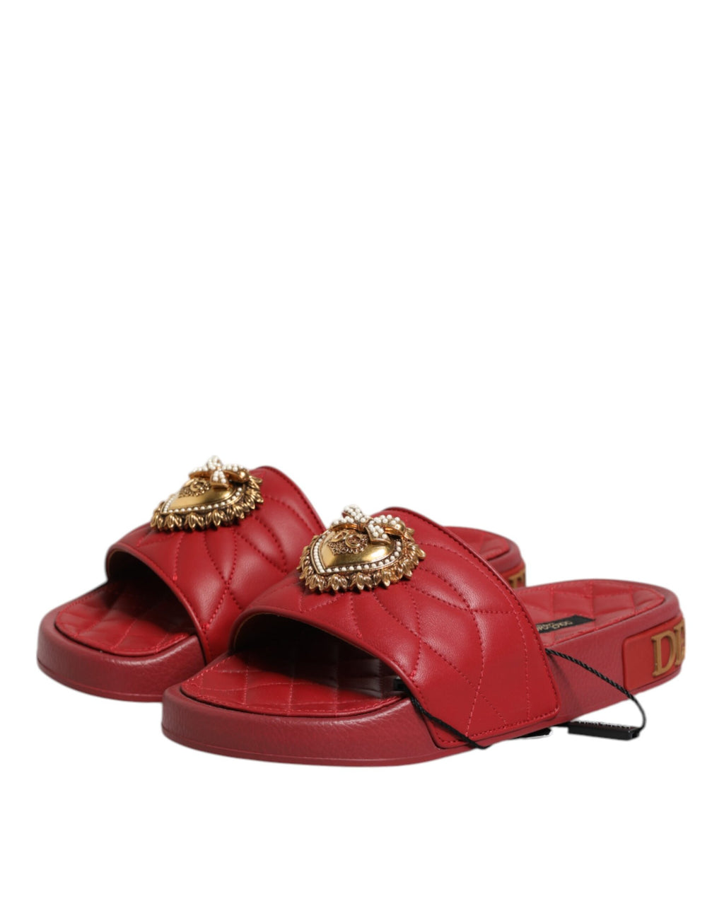 Chaussures Dolce & Gabbana Devotion en cuir matelassé rouge, sandales élégantes avec design sophistiqué.