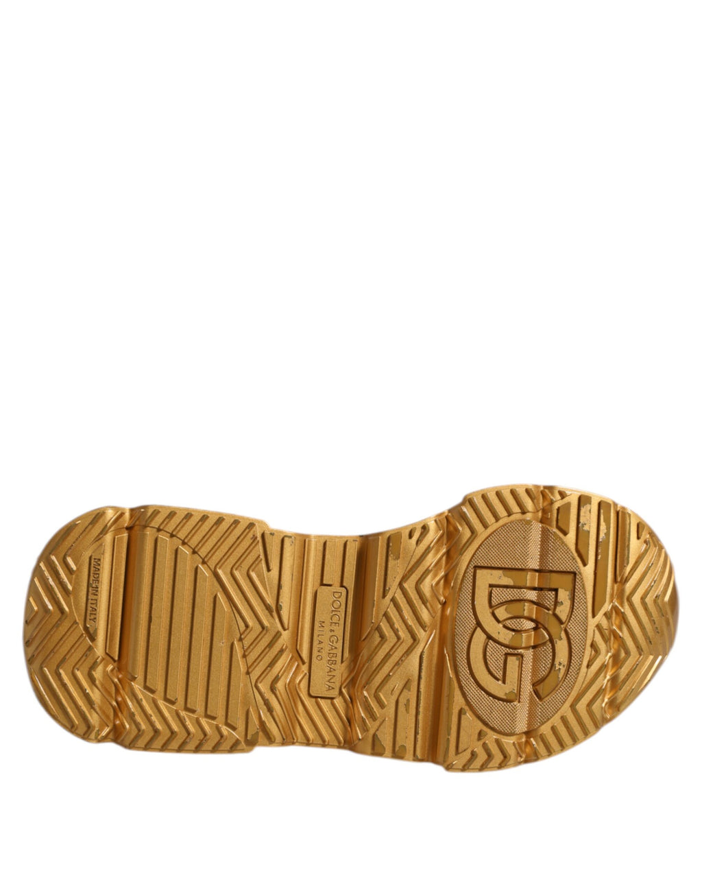 Chaussures sneakers basses Dolce & Gabbana Daymaster en or blanc, vue de face, en cuir avec logo sur le côté.