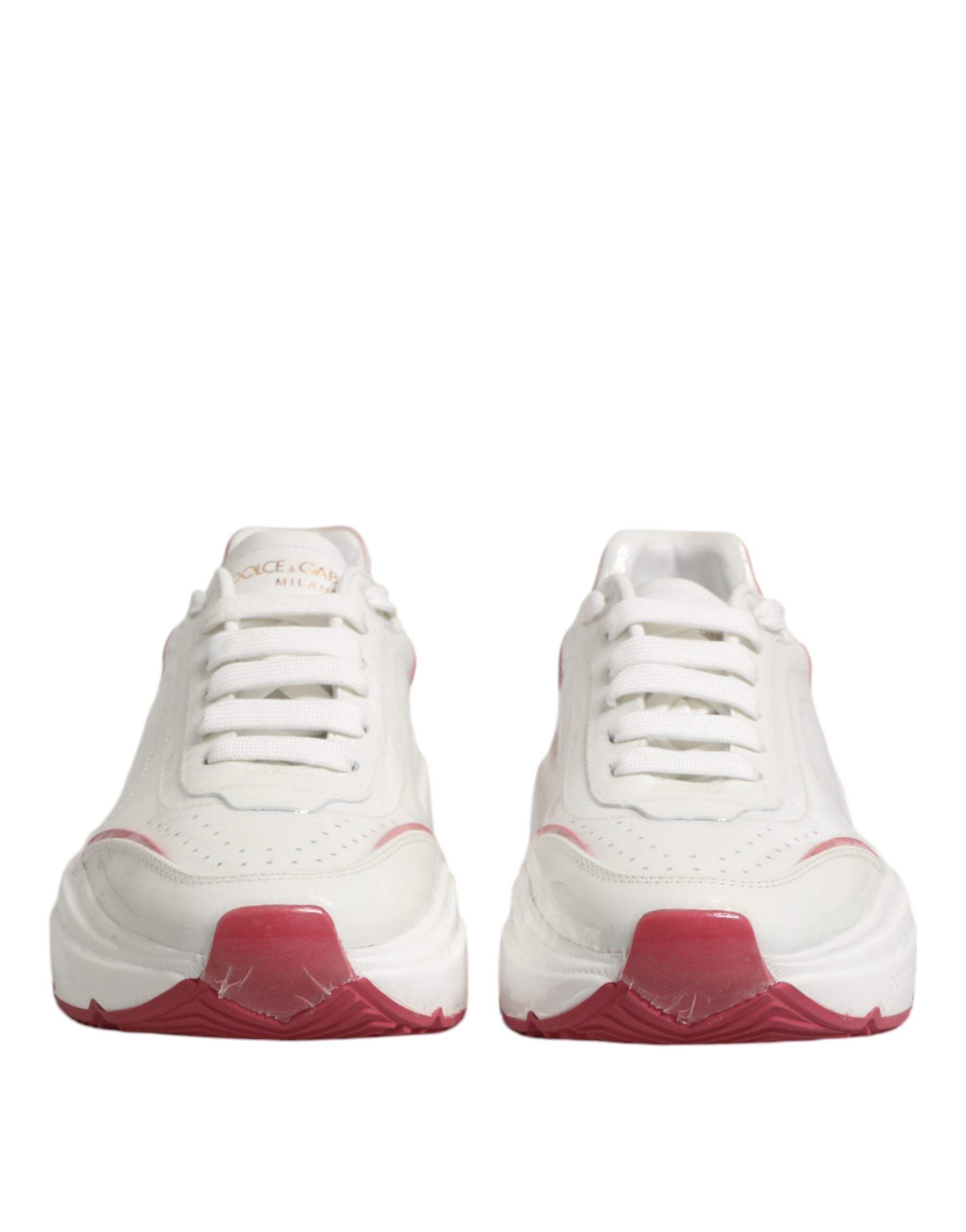Chaussures sneakers basses Dolce & Gabbana Daymaster blanches et roses, modernes et élégantes pour femmes.