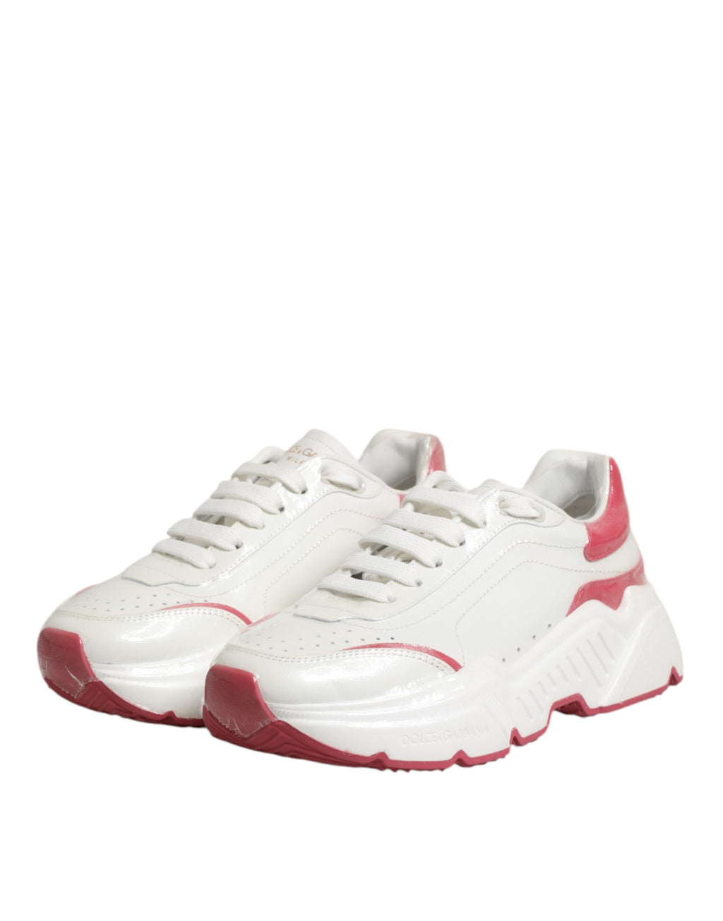 Baskets basses Dolce & Gabbana Daymaster blanches et roses avec semelle en caoutchouc, style décontracté.