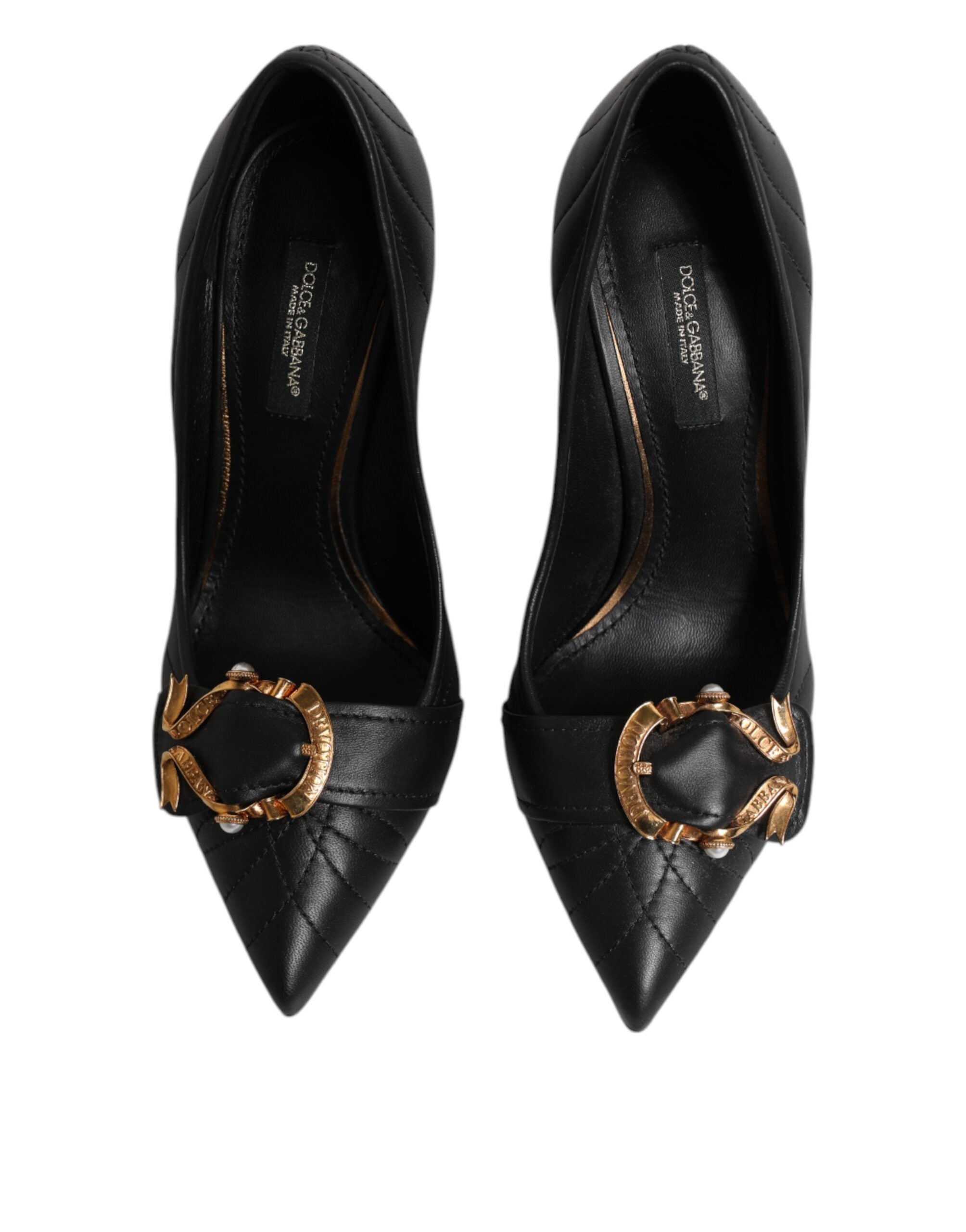 Escarpins noirs en cuir Dolce & Gabbana Devotion, talons élégants et design sophistiqué visible sur la chaussure.