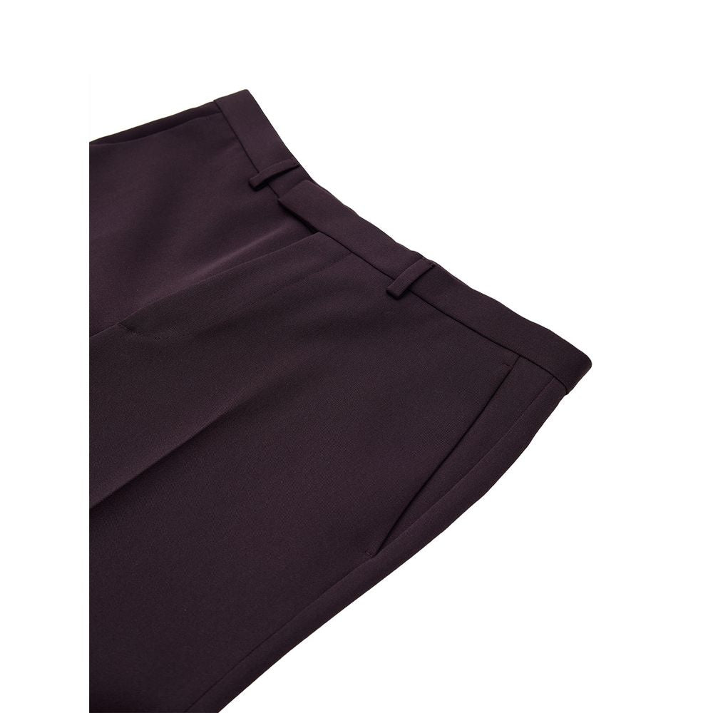 Pantalon en laine bordeaux Gucci pour femme, coupe élégante et tissu de qualité, visible dans l'image.