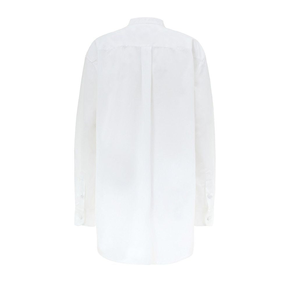 Chemise blanche en coton Gucci, vue de face, avec col classique et manches longues, élégante et sophistiquée.