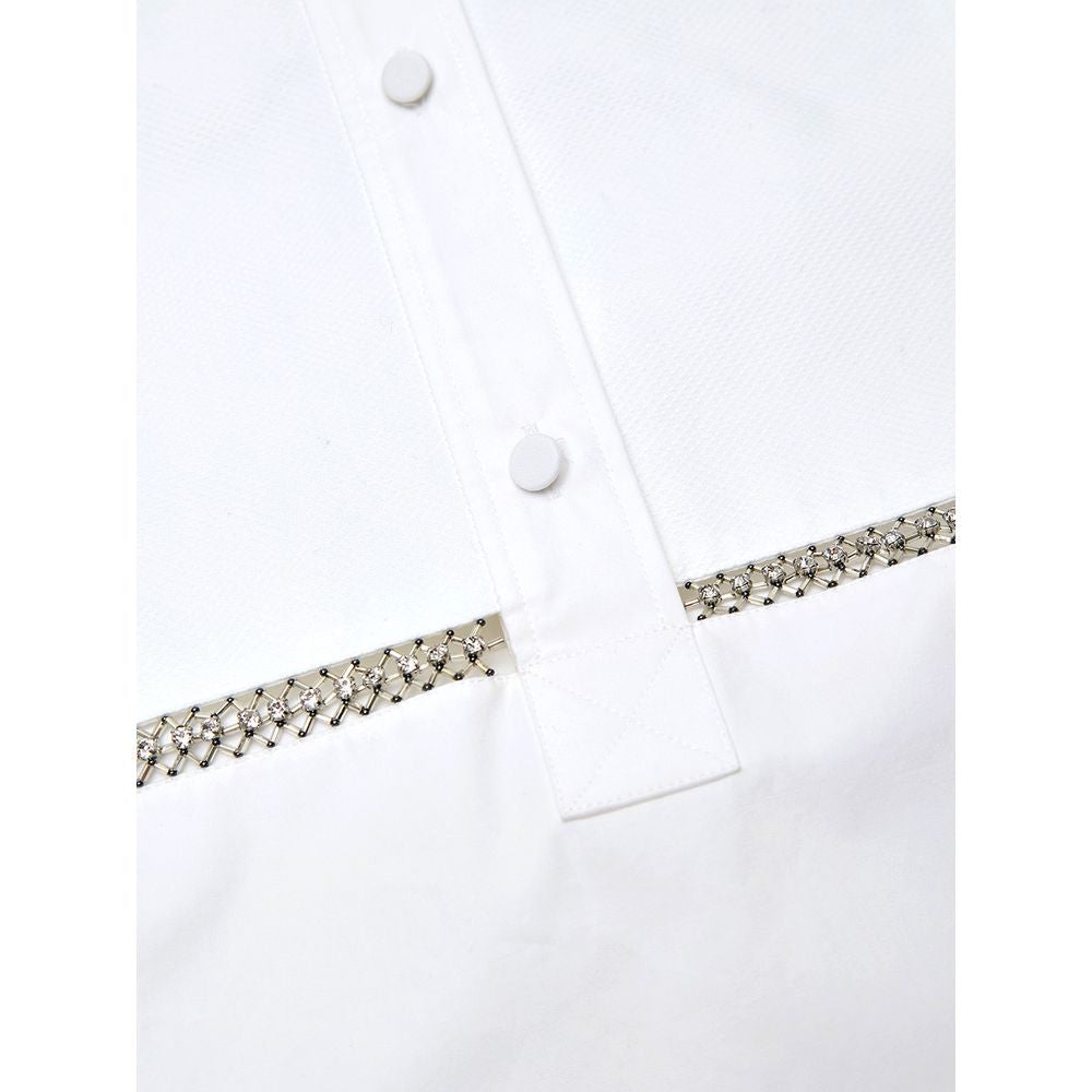 Chemise en coton blanche Gucci, élégante blouse pour femmes avec détails raffinés, spectacle de la mode contemporaine.