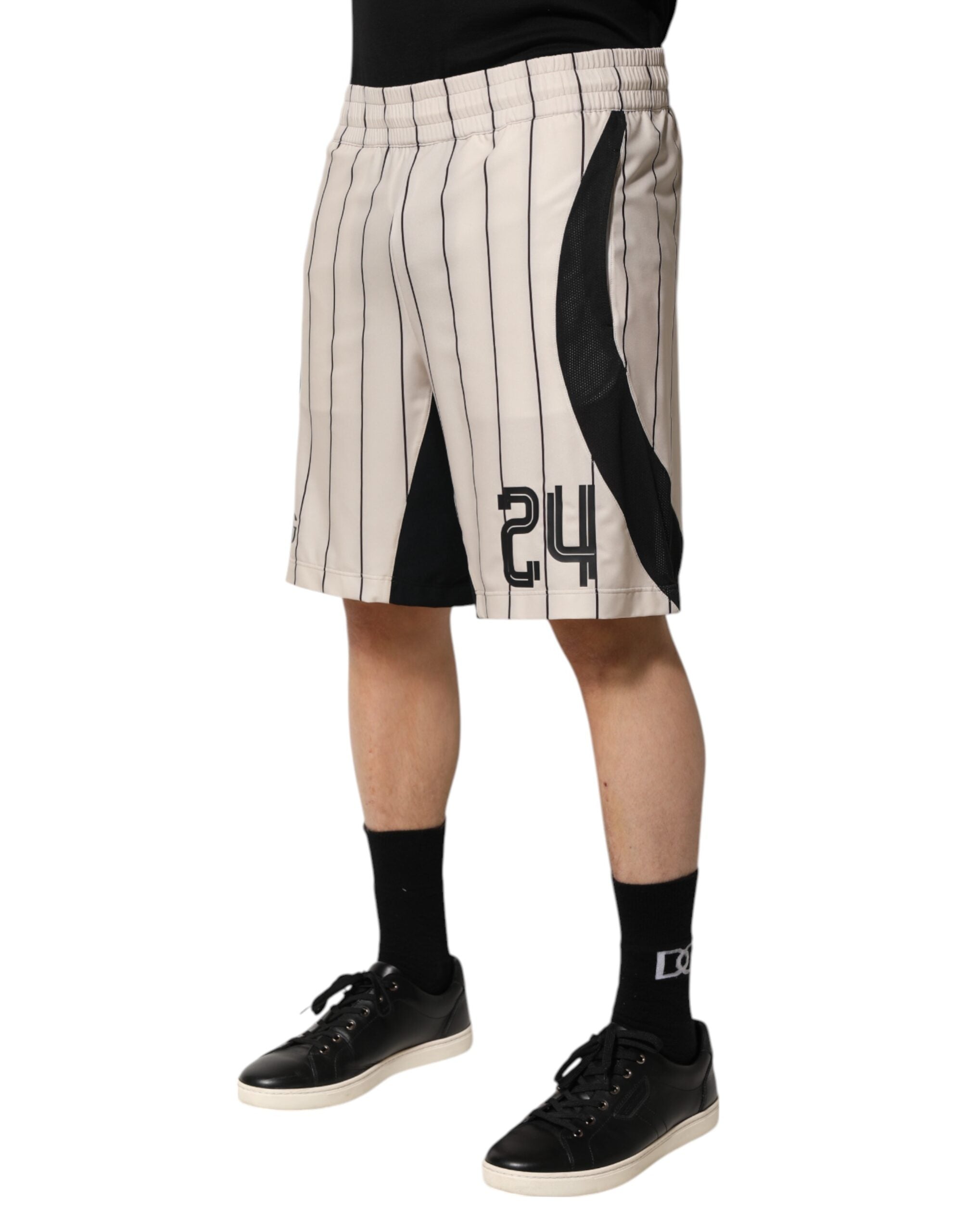 Shorts sweat à logo DG blanc en polyester de Dolce & Gabbana, style décontracté et confortable pour homme.