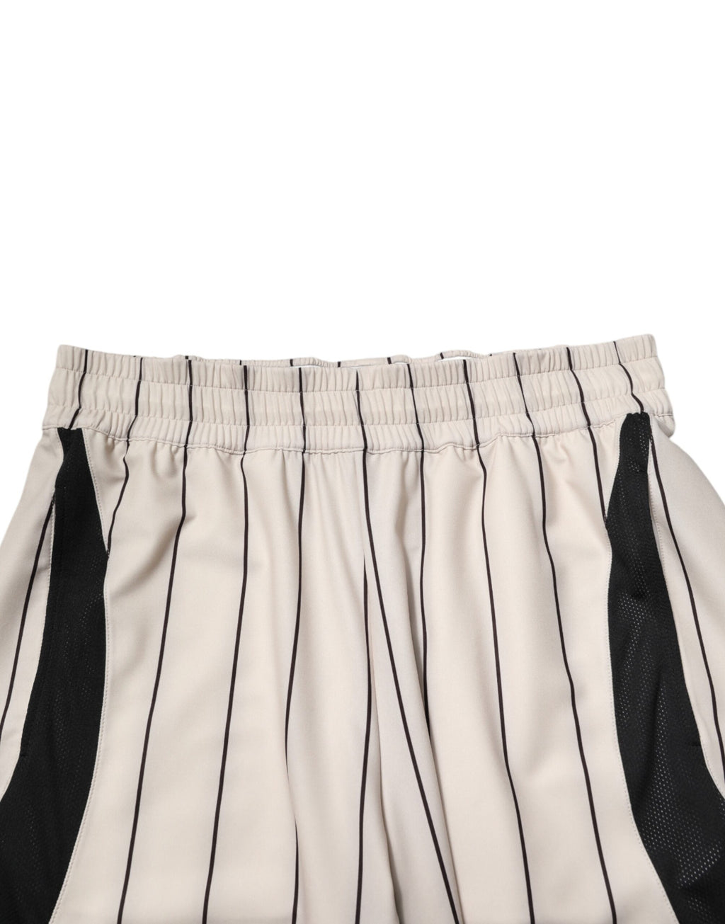 Shorts sweat en polyester blanc avec logo DG de Dolce & Gabbana, vêtement décontracté et confortable pour homme.