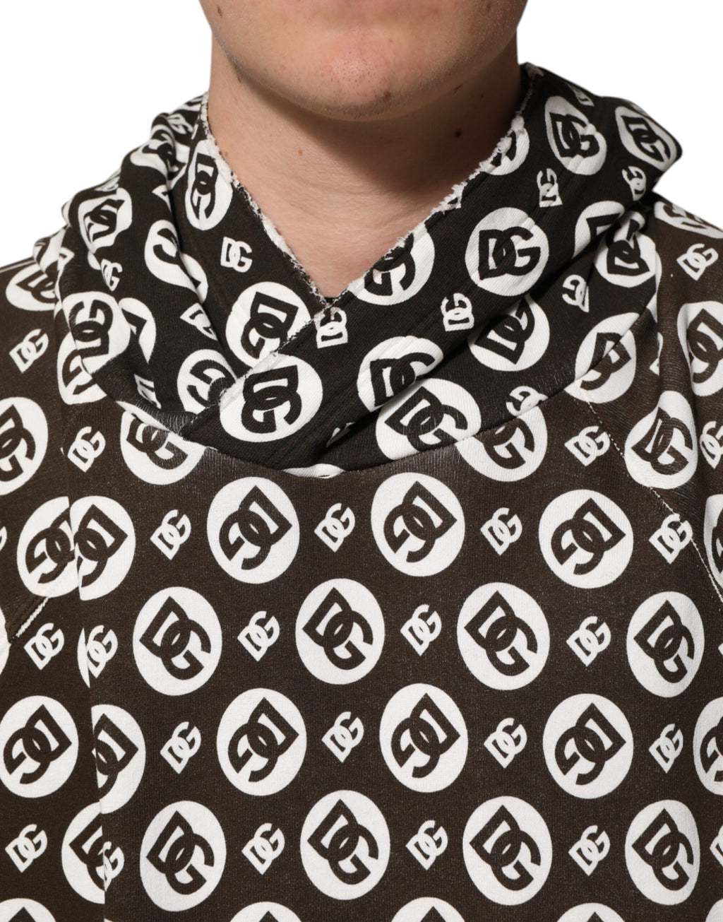 Sweat à capuche court Dolce & Gabbana en marron et blanc avec logo DG, pull décontracté et tendance.