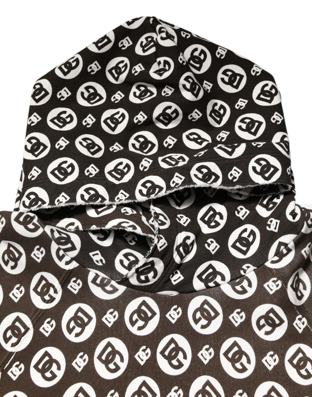 Sweat à capuche court Dolce & Gabbana logo DG marron et blanc, pull tendance avec motif logo visible sur l'image.