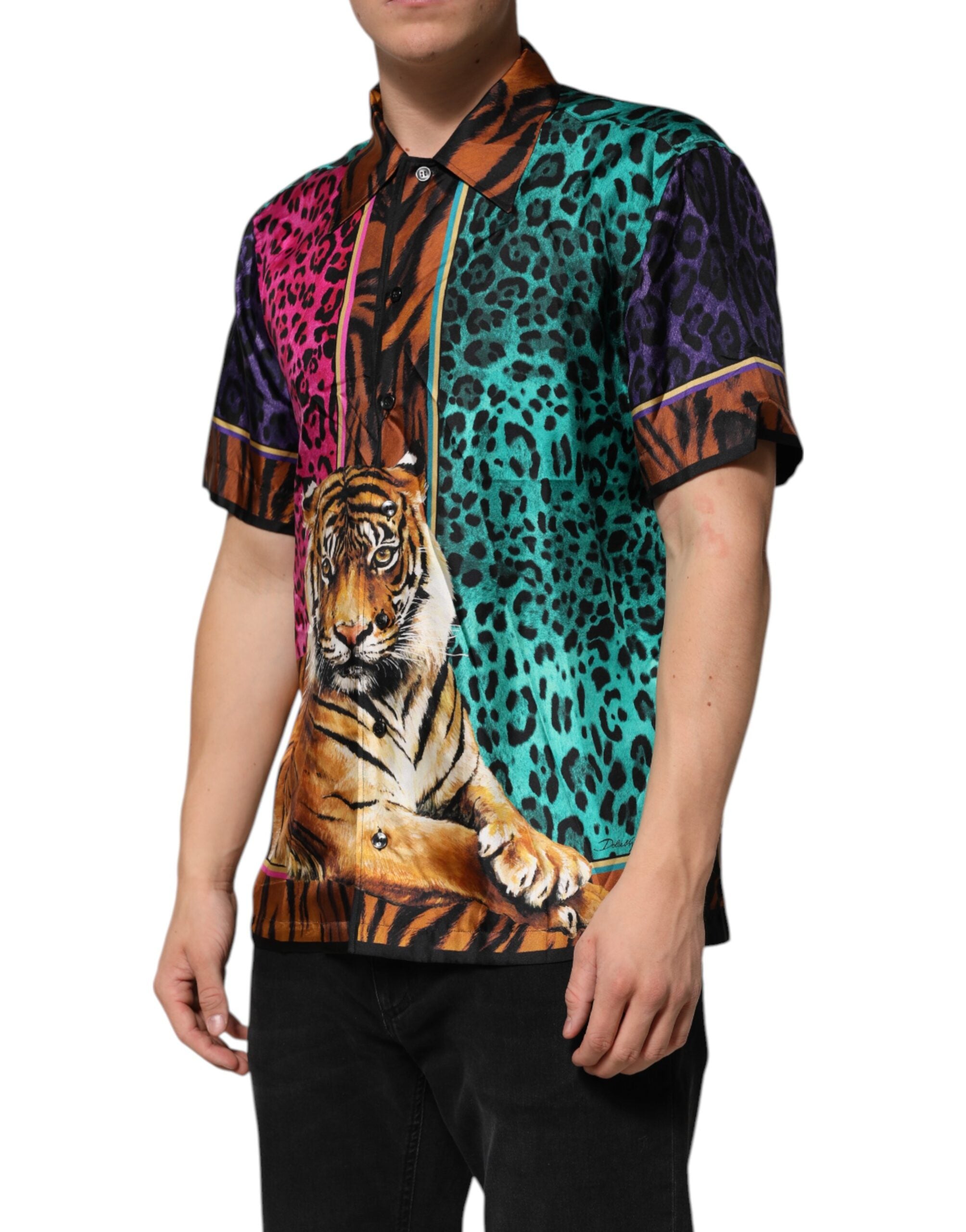 T-shirt hawaïen Dolce & Gabbana en soie multicolore avec motif tigre, style tropical et mode élégante.