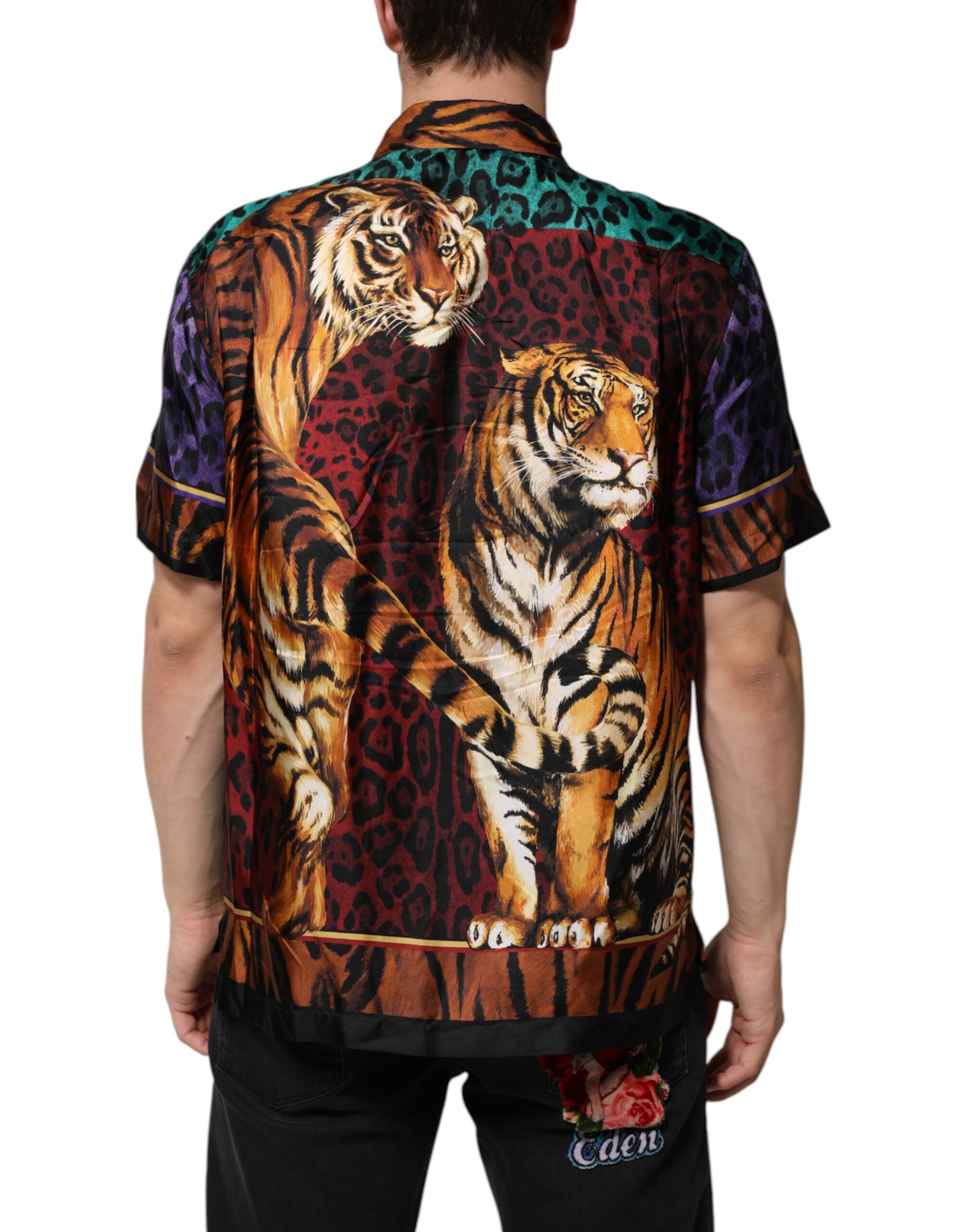 T-shirt hawaïen en soie multicolore avec motif tigre de Dolce & Gabbana, vue de face.