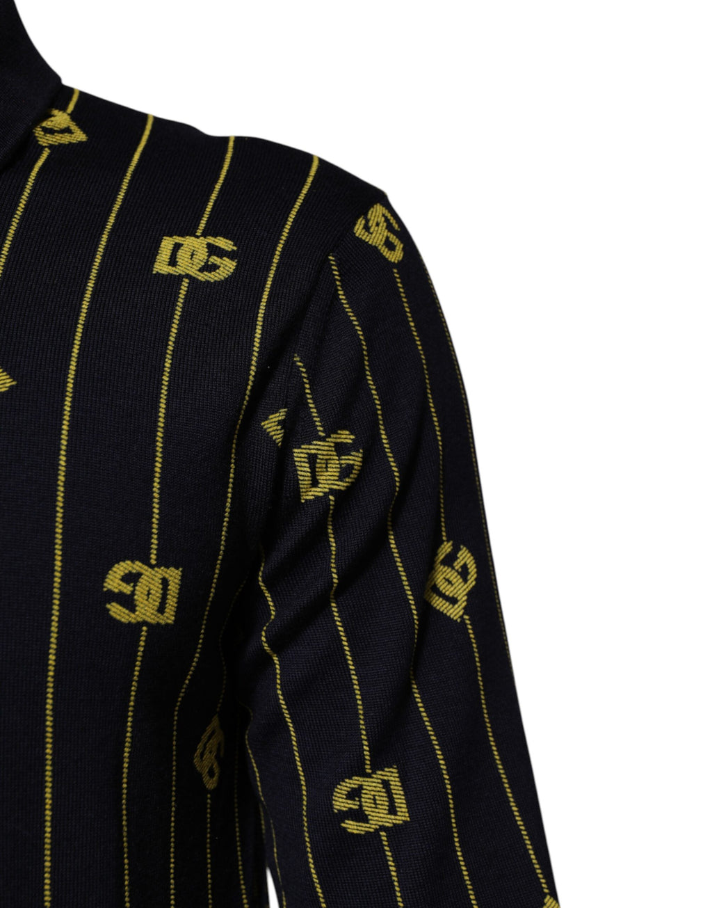 Polo en jacquard noir Dolce & Gabbana avec logo, tissu tricoté, col classique, vue de face.