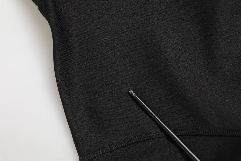 Pull à col roulé en polyester noir de Dolce & Gabbana, pull-over élégant et confortable pour homme.