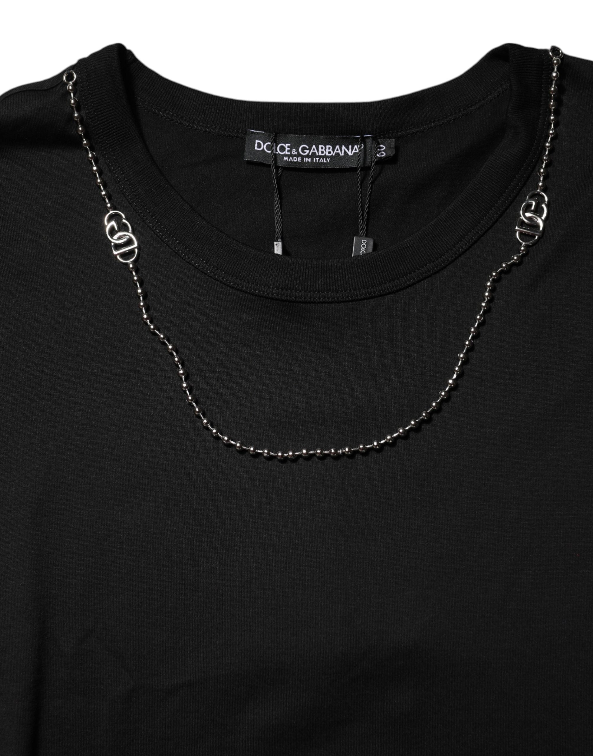 T-shirt en coton noir Dolce & Gabbana avec chaîne élégante, col rond et design moderne visible sur l'image.