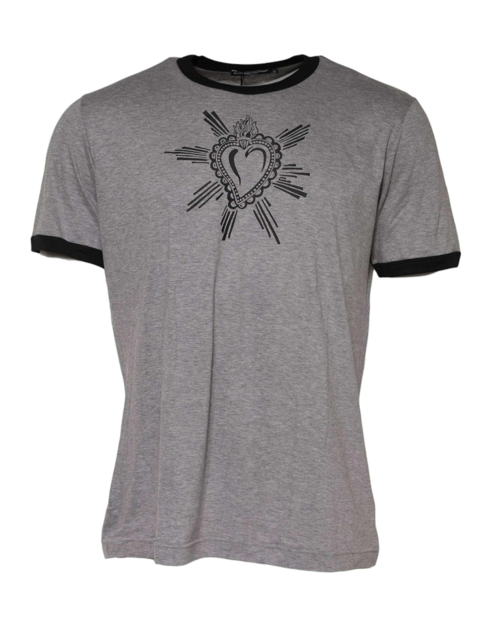 T-shirt en coton gris Dolce & Gabbana Sacred Heart avec col rond, motif religieux, porté sur mannequin.