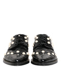 Chaussures à talons Dolce & Gabbana en cuir noir avec fausses perles et brogue, élégantes et sophistiquées.
