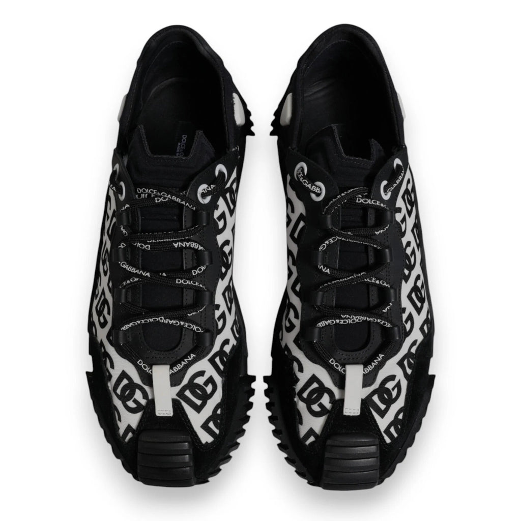 Chaussures basses noires Dolce & Gabbana NS1 avec logo en dentelle et lacets, chaussures de sport élégantes et modernes.