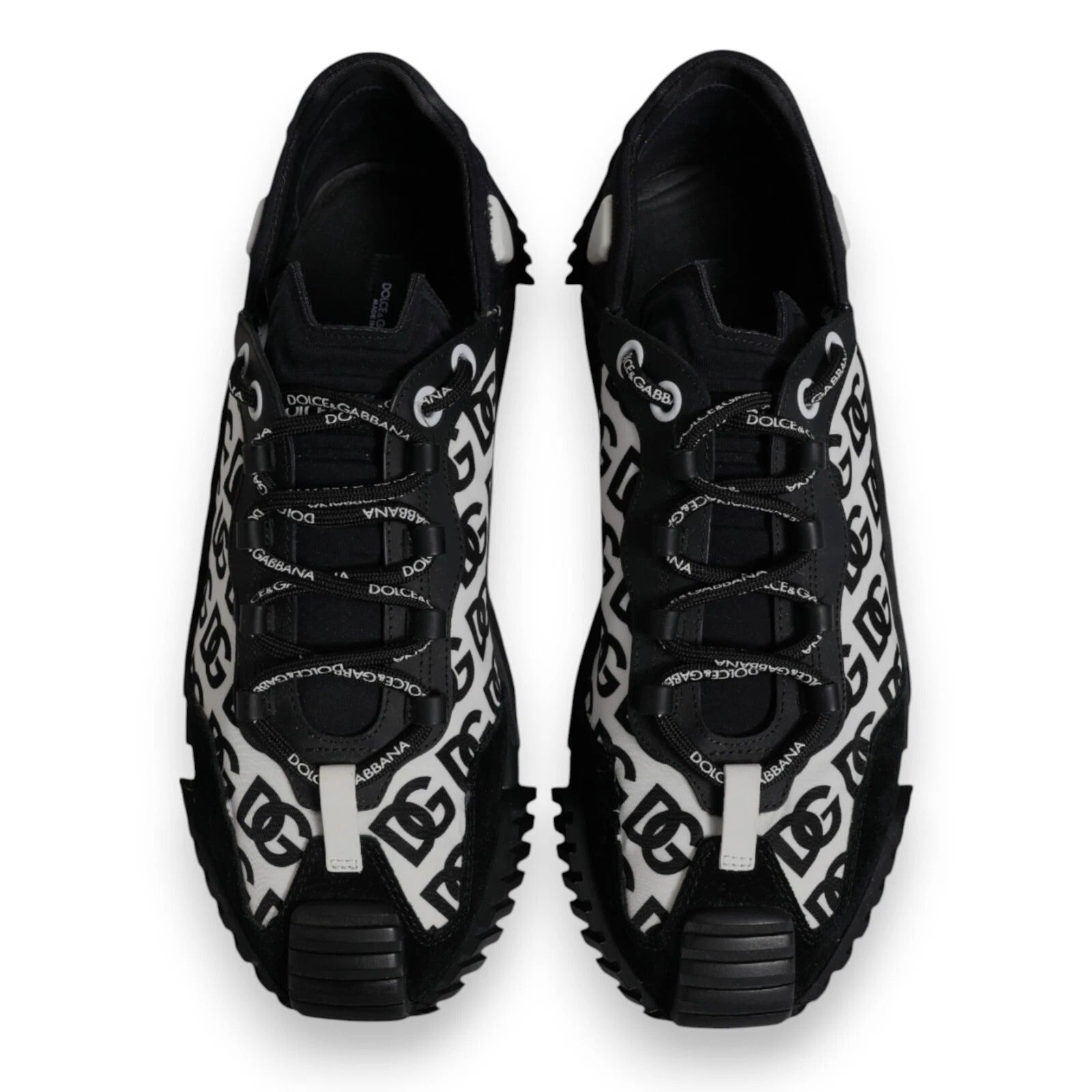 Chaussures basses noires Dolce & Gabbana NS1 avec logo en dentelle et lacets, chaussures de sport élégantes et modernes.