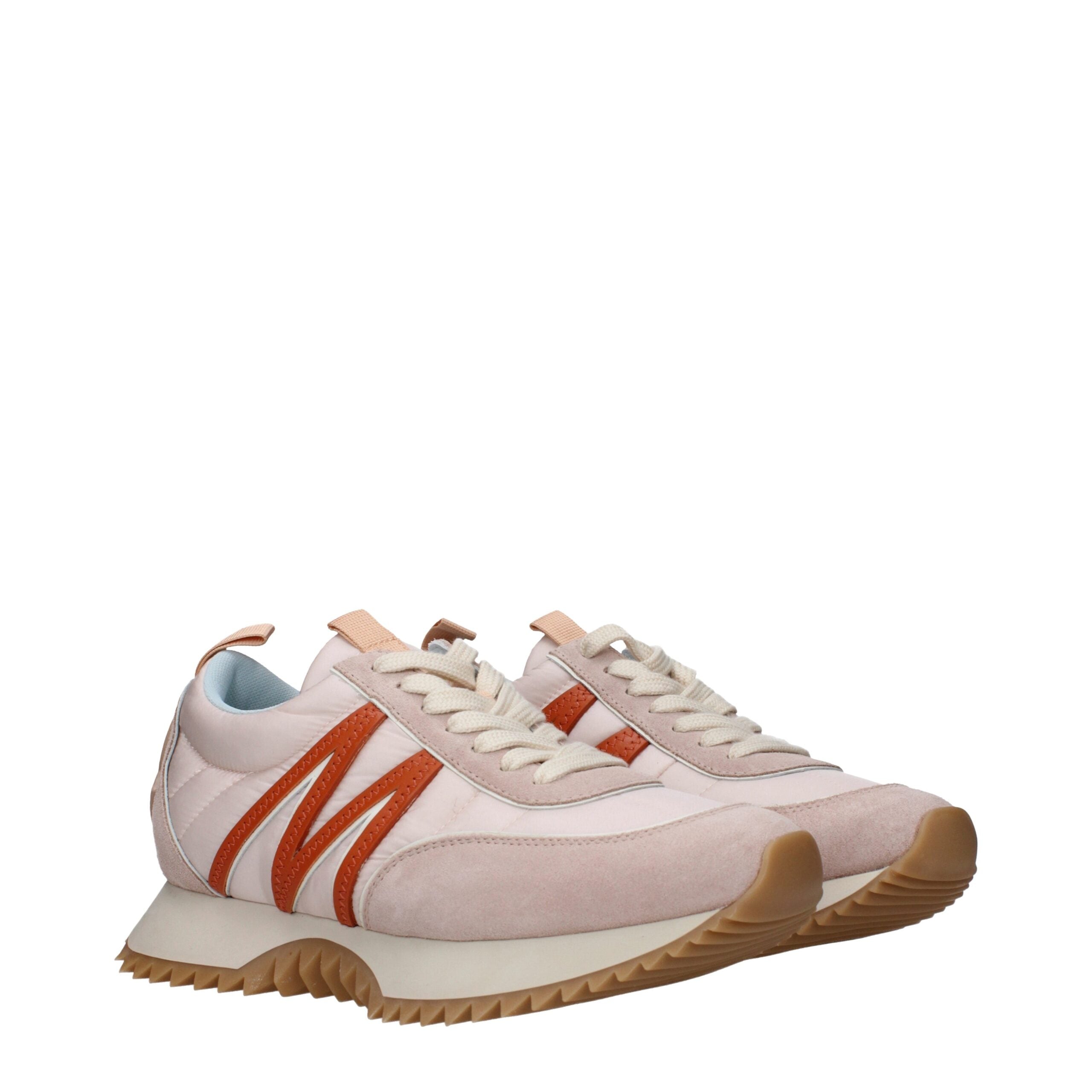 Chaussures chunky en tissu rose de Moncler, baskets tendance avec semelle épaisse et design moderne.
